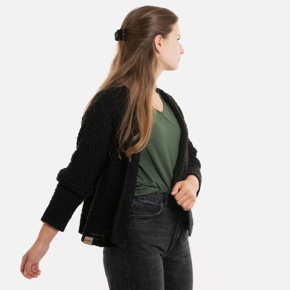 Knit Factory Strickjacke Becky Kurze Strickjacke Schwarz 40/42 (1-tlg) Jacke Strickjacke warme Jacke