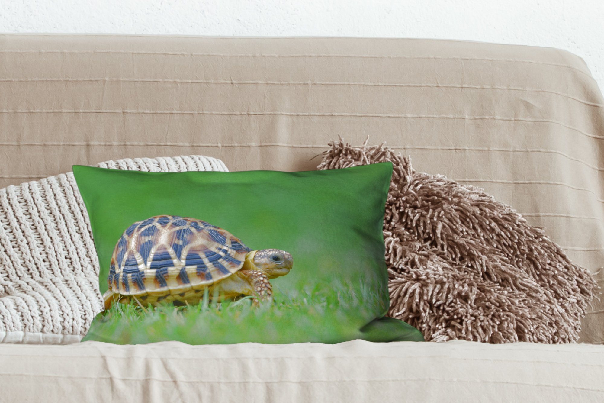 MuchoWow Dekokissen Schildkröte im Wohzimmer Dekoration, Füllung, Zierkissen, Dekokissen mit Schlafzimmer Gras