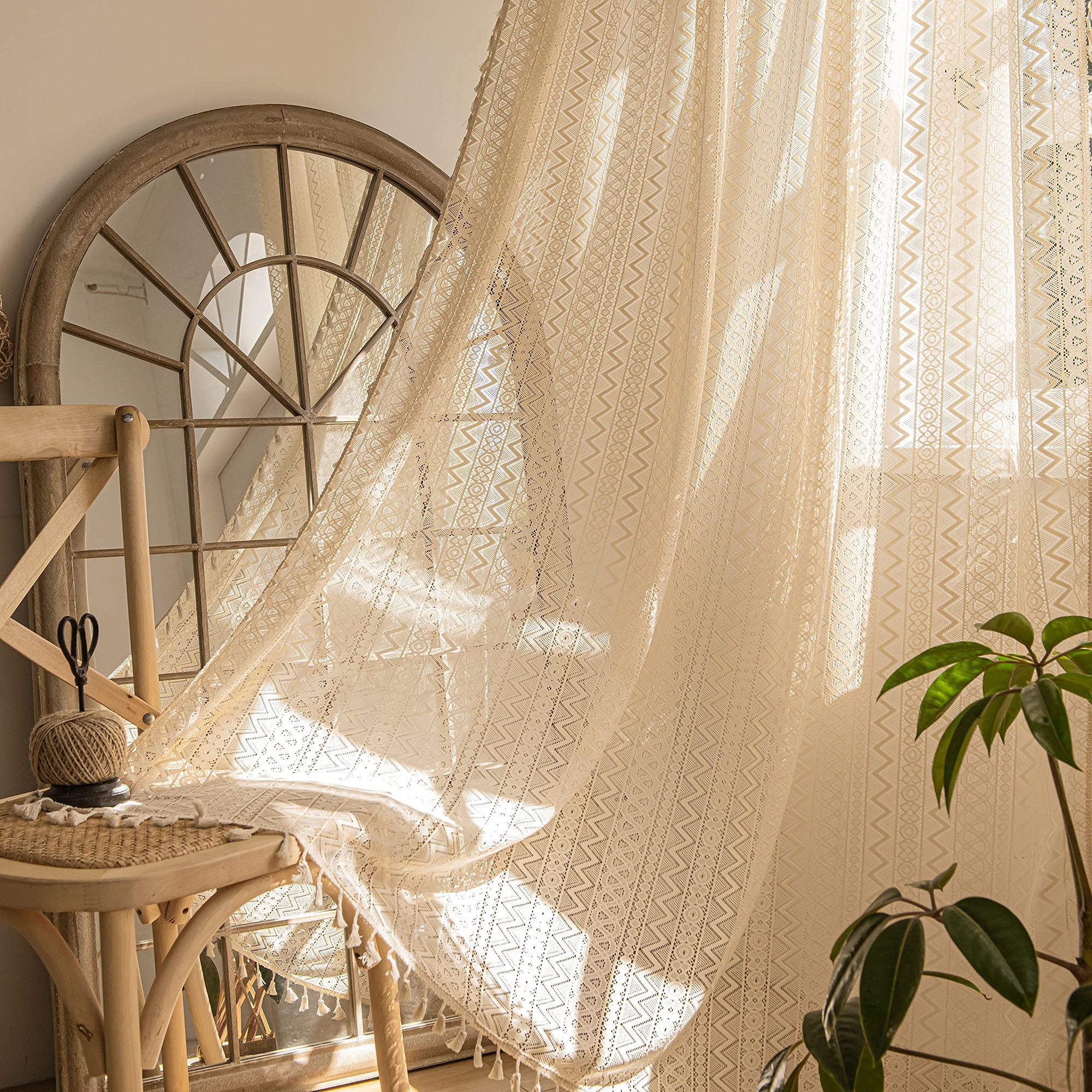 Agger Gardine Vintage-Häkelspitzen-Gardine, Boho-Fransen-Vorhang, Wellenförmiger Ösenvorhang aus Voile für Wohnzimmer und Schlafzimmer – Bild 2 von 5