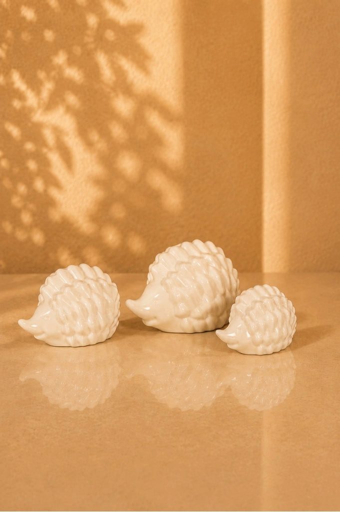 TIZIANO - DESIGN & EMOTIONS Dekofigur Deko Mini Figur Igel Max weiß-creme