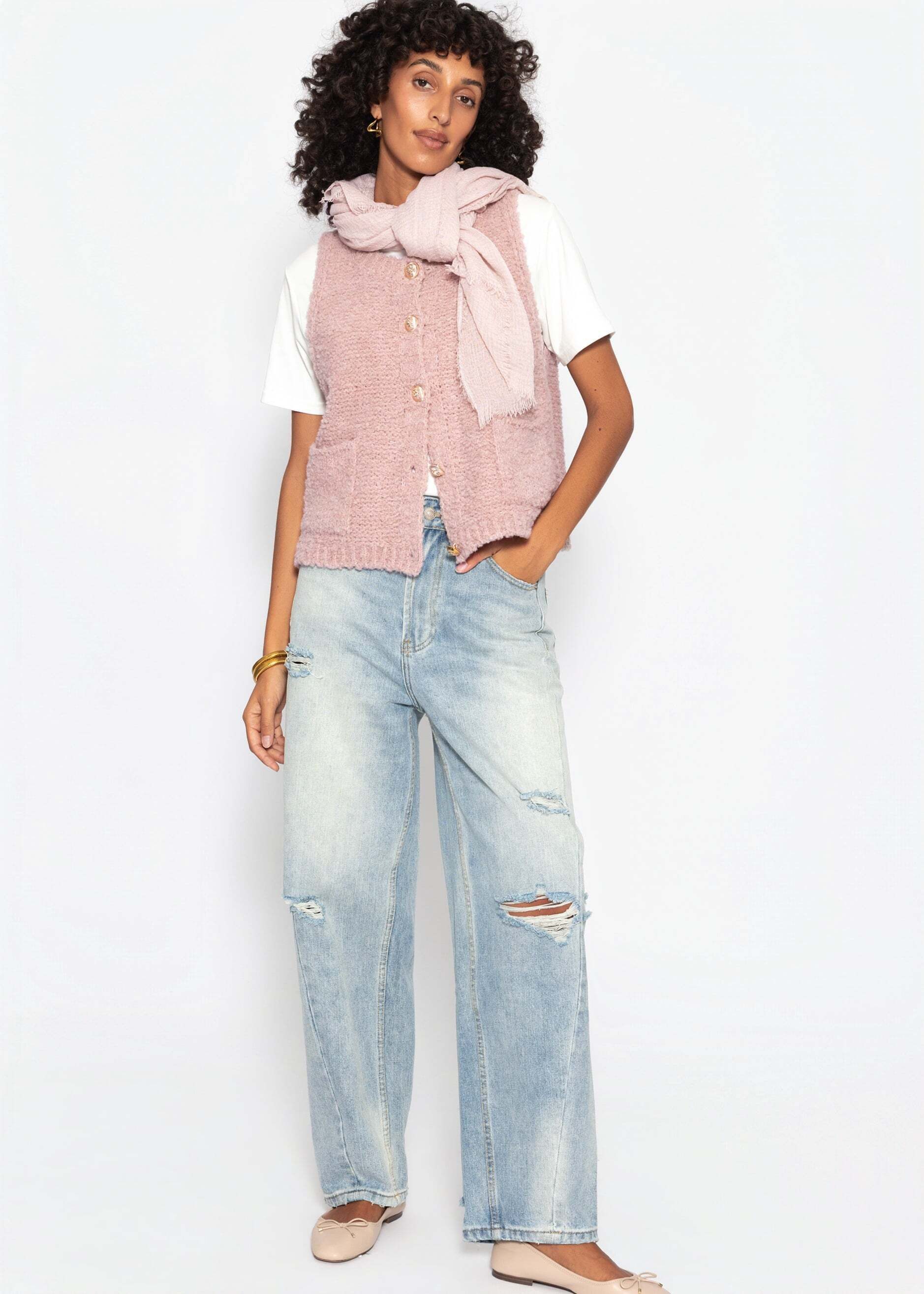 SASSYCLASSY Kurzweste Bouclé-Weste mit aufgesetzten Taschen für Damen Weiche Weste mit goldfarbenen Knöpfen Hellgrau – Bild 5 von 5