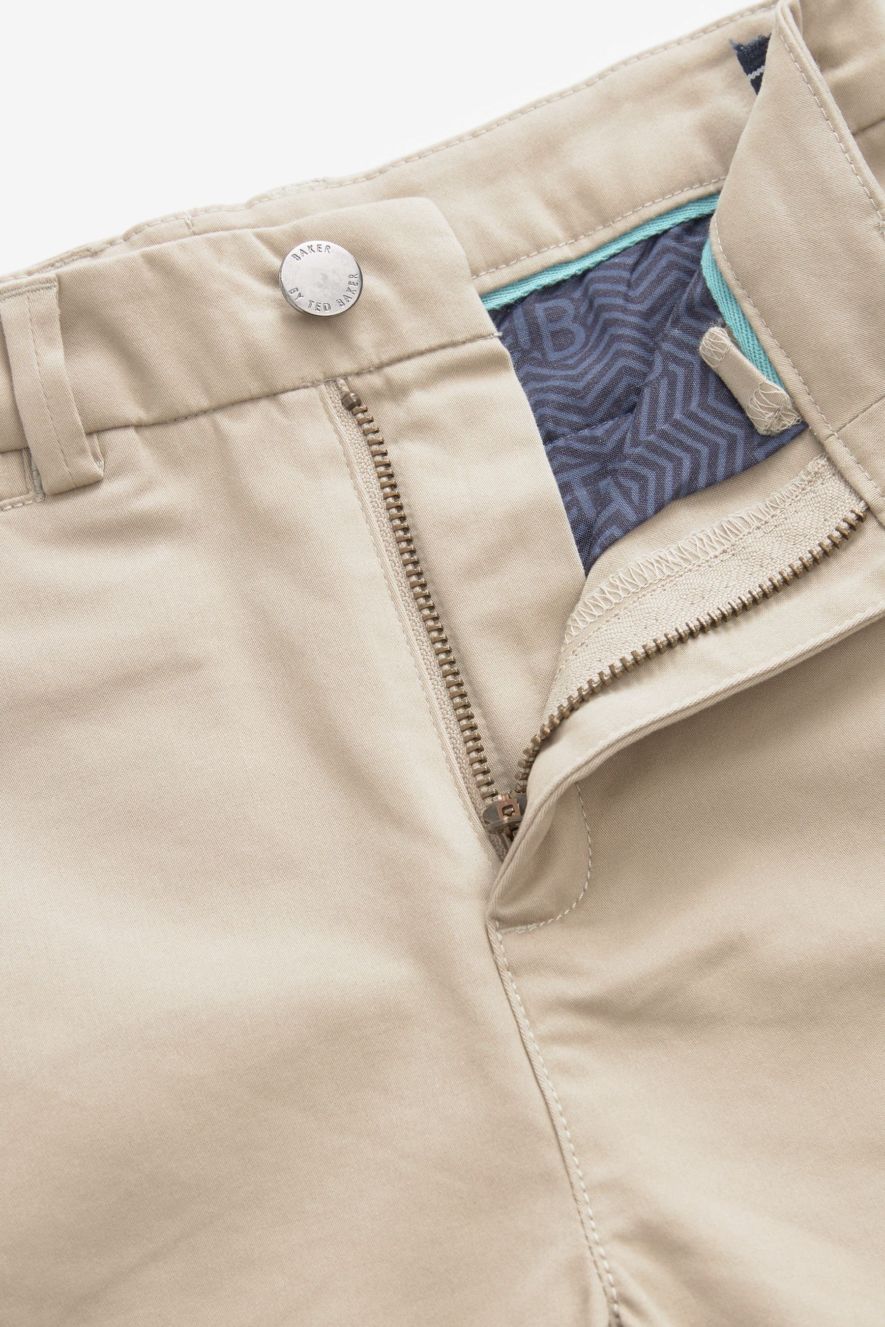Baker by Ted Baker Chinoshorts Baker By Ted Baker Bermudashorts mit Gürtel (1-tlg)