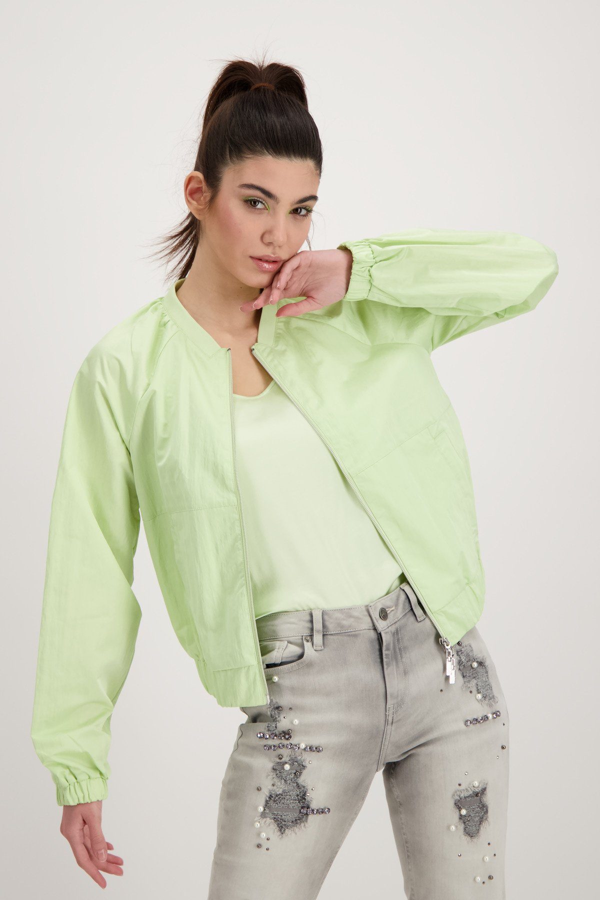 Monari Windbreaker Jacke pastell aus green Stoff Nylon