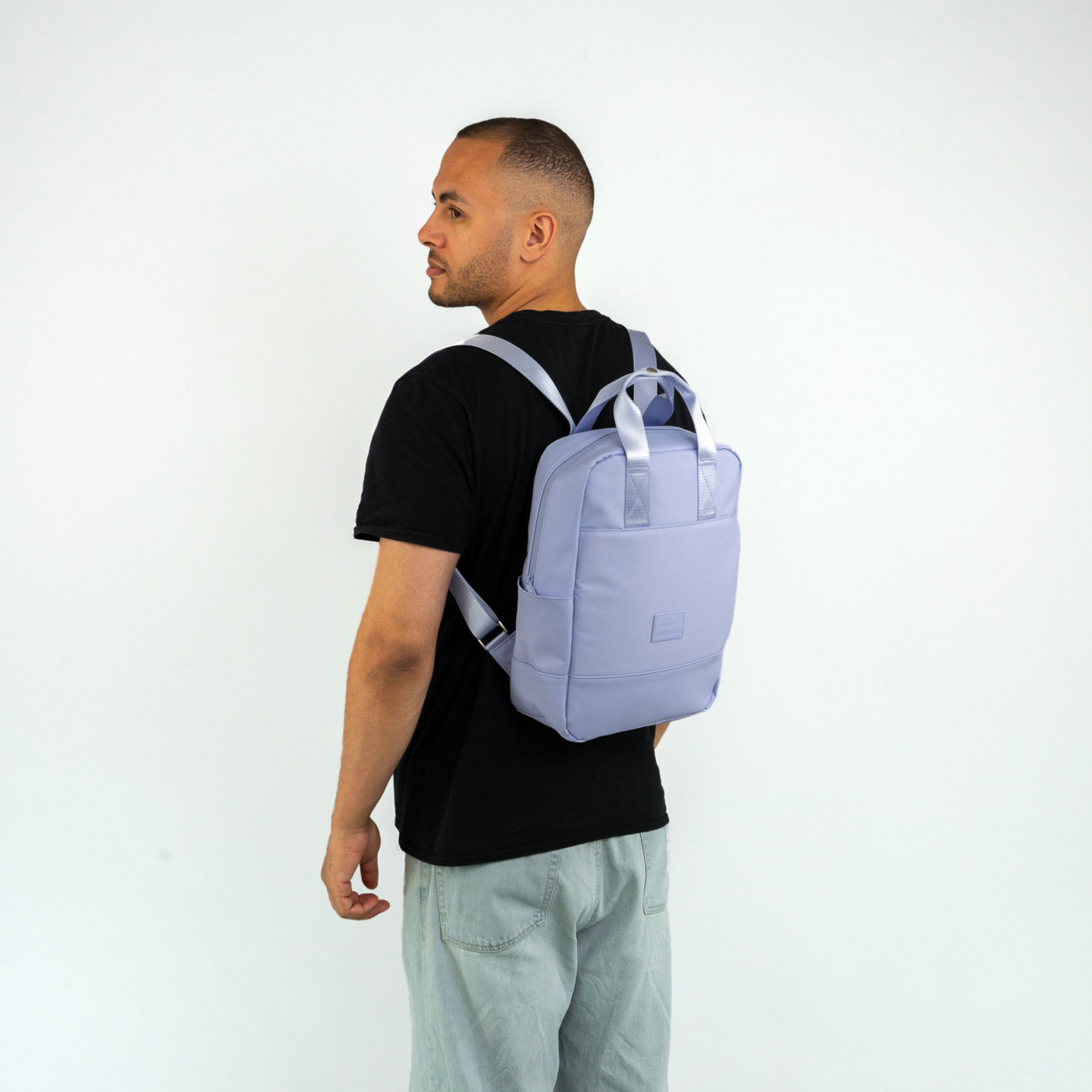 Johnny Urban Cityrucksack Jona Medium Tagesrucksack Damen mit Laptop Fach (1-tlg), Versteckte Fächer, Laptopfach, Wasserabweisend
