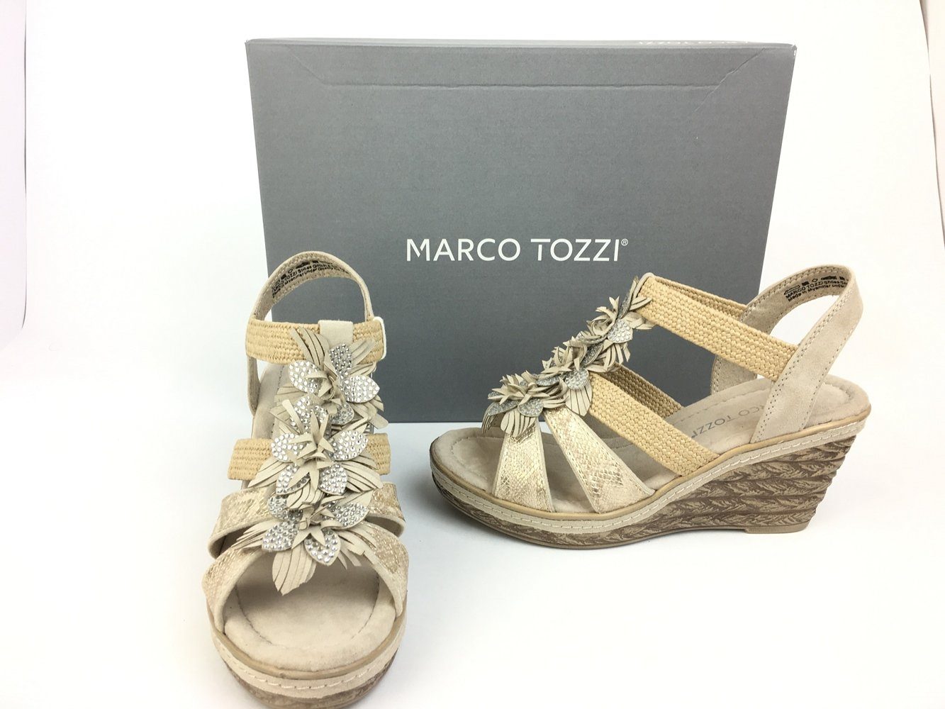 MARCO TOZZI Marco Tozzi Damen Keil-Sandale beige mit Glitzerblümchen am Steg Keilsandalette