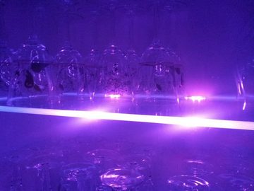 TRANGO LED Glaskantenbeleuchtung, 2er Set RGB Farbwechsel LED Glaskantenbeleuchtung 5022-02 inkl. Fernbedienung Schrankbeleuchtung I Glasbodenbeleuchtung I Vitrinenbeleuchtung I LED Clips I Möbelbeleuchtung