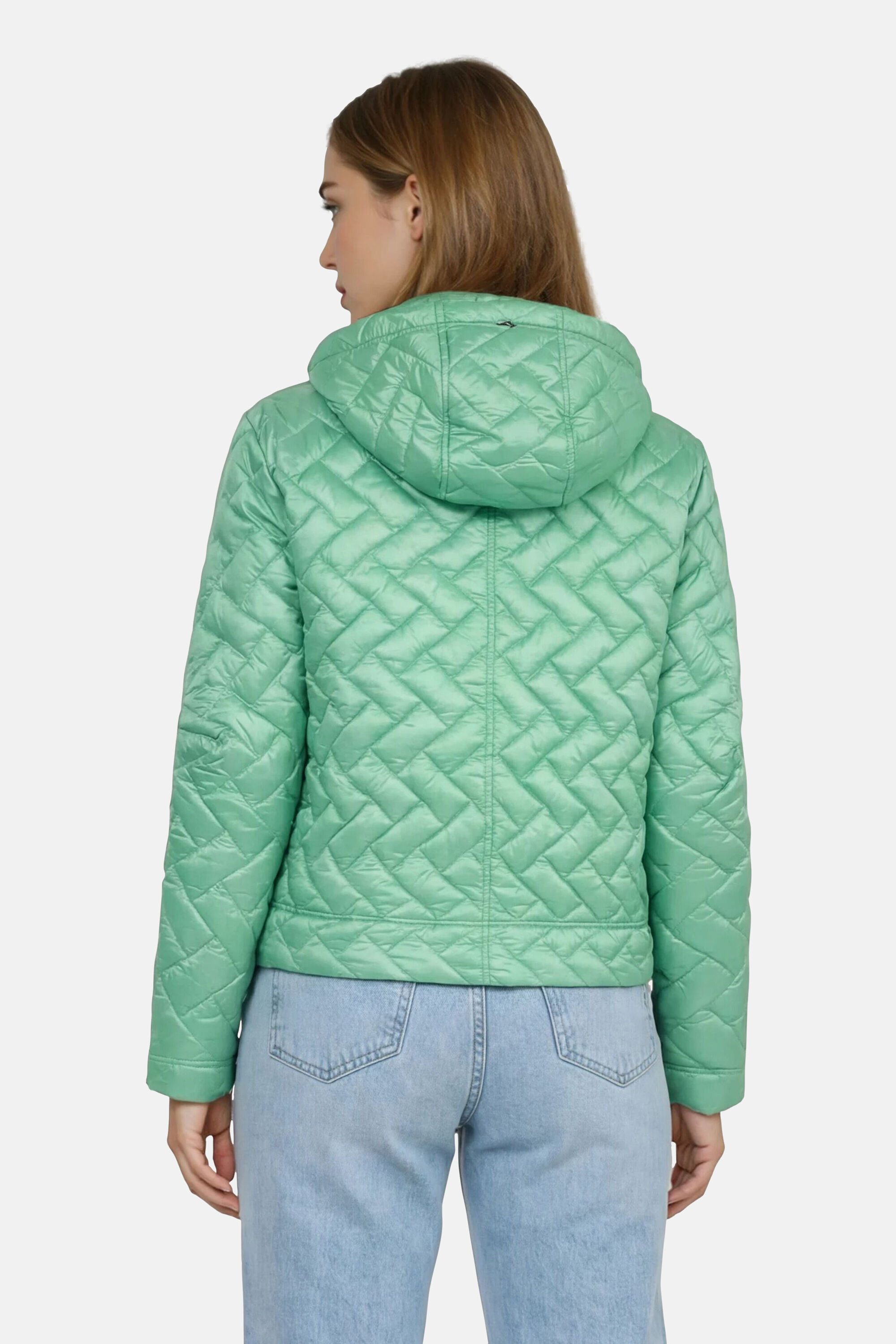 White Label Winterjacke (1-St) aus seidig glänzendem Nylon