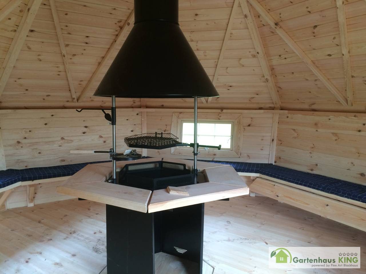 Finn Art Blockhaus Grillkota Grillpavillon 8-eckig Exklusiv 16,5 max. 21 Personen, BxT: 486x486 cm, mit Grillanlage, mit 28 mm Fußboden