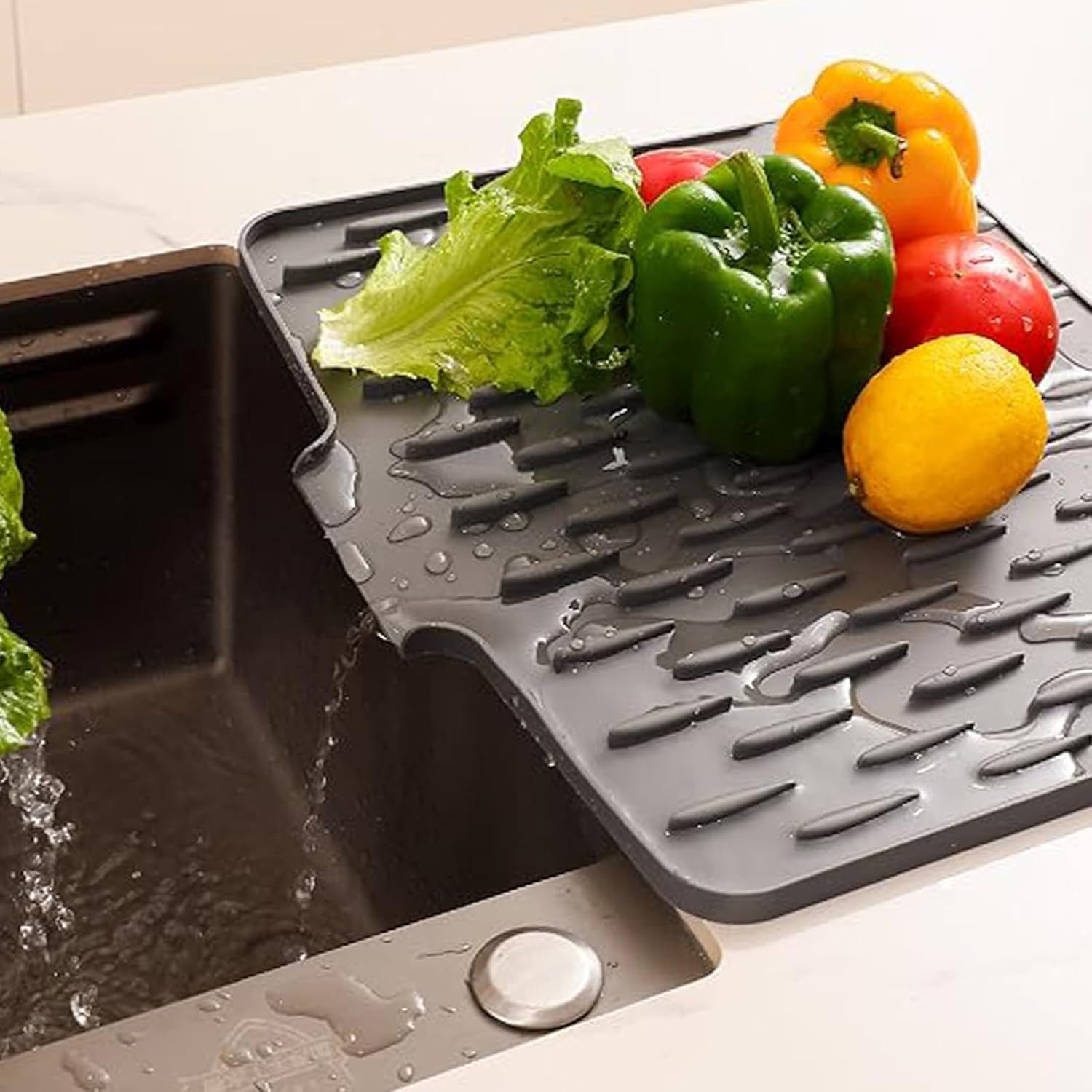 SURFOU Abtropfmatte 2er-Set Auslaufsicherer Arbeitsplattenschutz Aus Silikon 40*32.5cm, Zubehör für Küchenarbeitsplatten und Küchenspüle, mit Effektiver Wasserumleitung und Rutschfestem Design Spüle