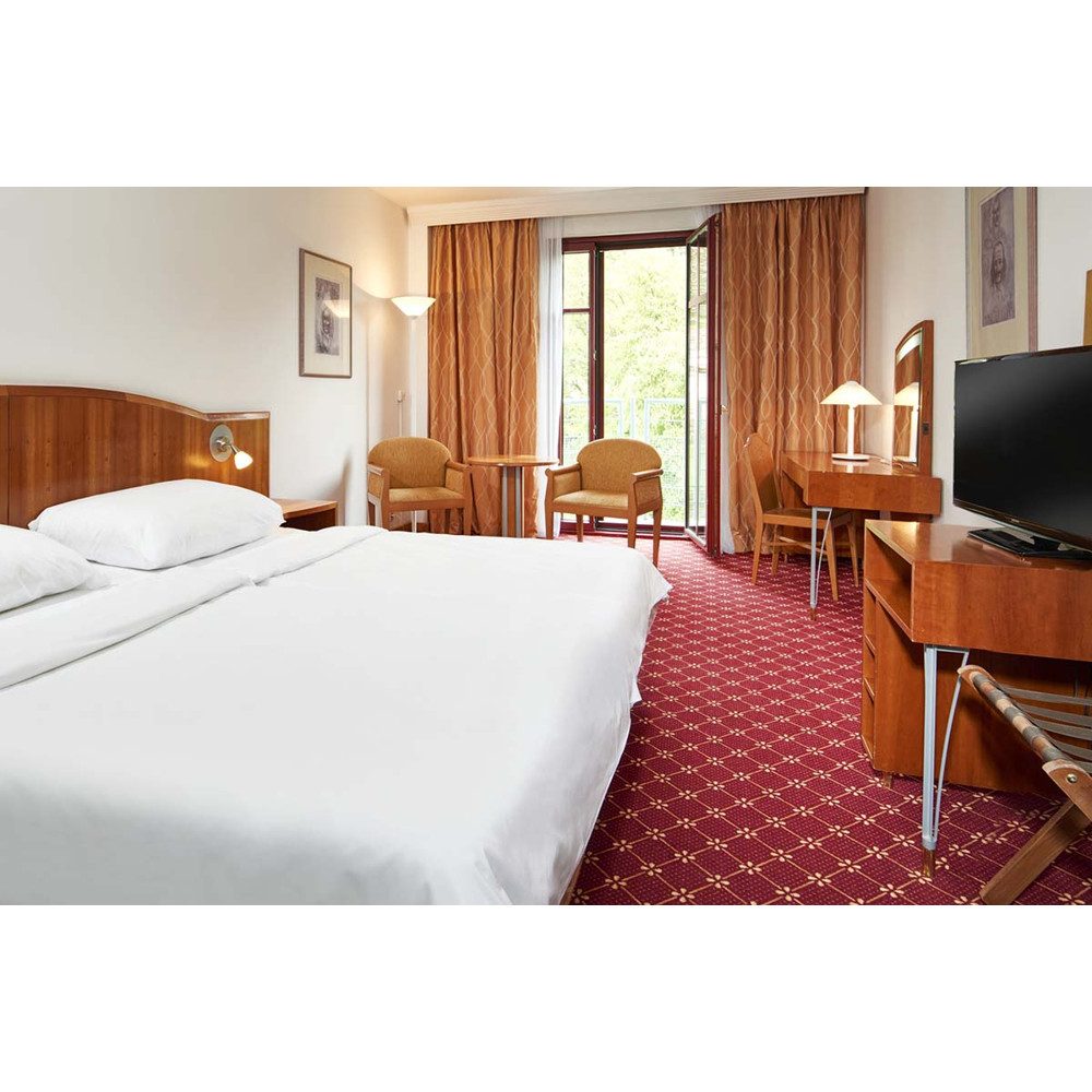 Jochen Schweizer Erlebnisgutschein Wellnessurlaub in Marienbad für 2 (1 Nacht) - OREA Spa Hotel Cristal, Wellness und Aktivpause in Marienbad