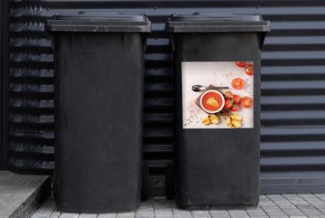 MuchoWow Wandsticker Tomate - Suppe - Küche - Kräuter (1 St), Mülleimer-aufkleber, Mülltonne, Sticker, Container, Abfalbehälter