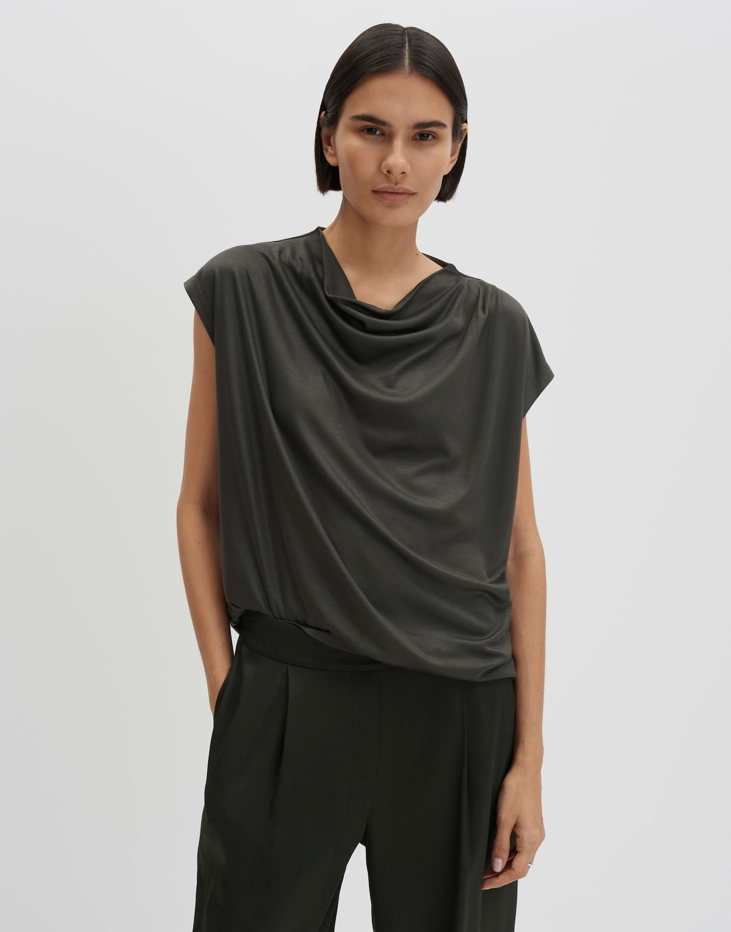 someday Kurzarmshirt Kalmada aus Jersey mit dezenter Struktur Weicher Fall mit Wasserfallkragen