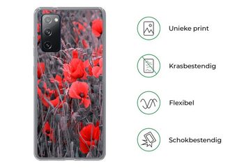 MuchoWow Handyhülle Rote Mohnblumen in einem Schwarz-Weiß-Bild, Phone Case, Handyhülle Samsung Galaxy S20 FE, Silikon, Schutzhülle