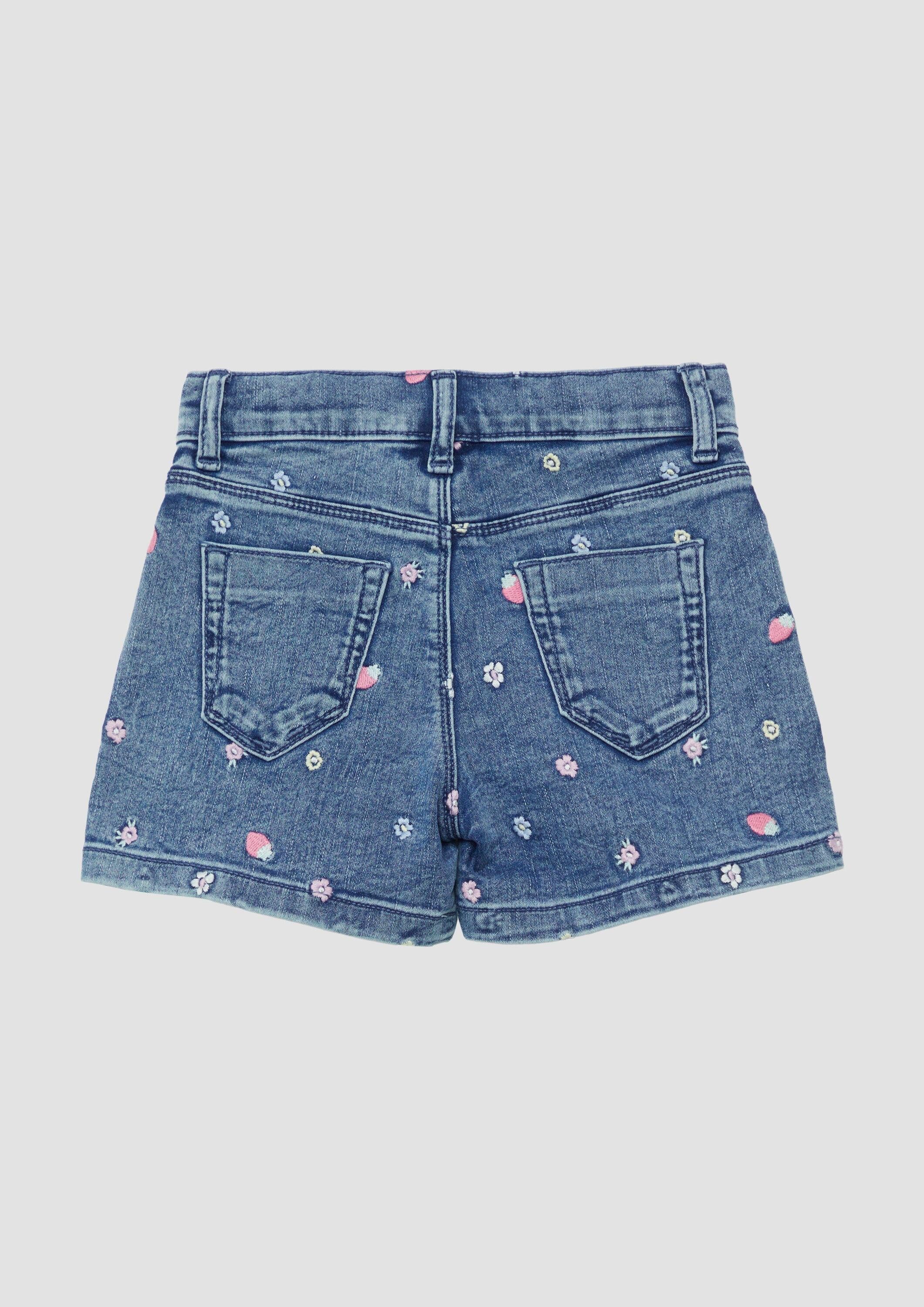 s.Oliver Jeansshorts Jeans-Hose Jeans-Shorts / Super High Rise / Wide Leg / All-over-Stickerei