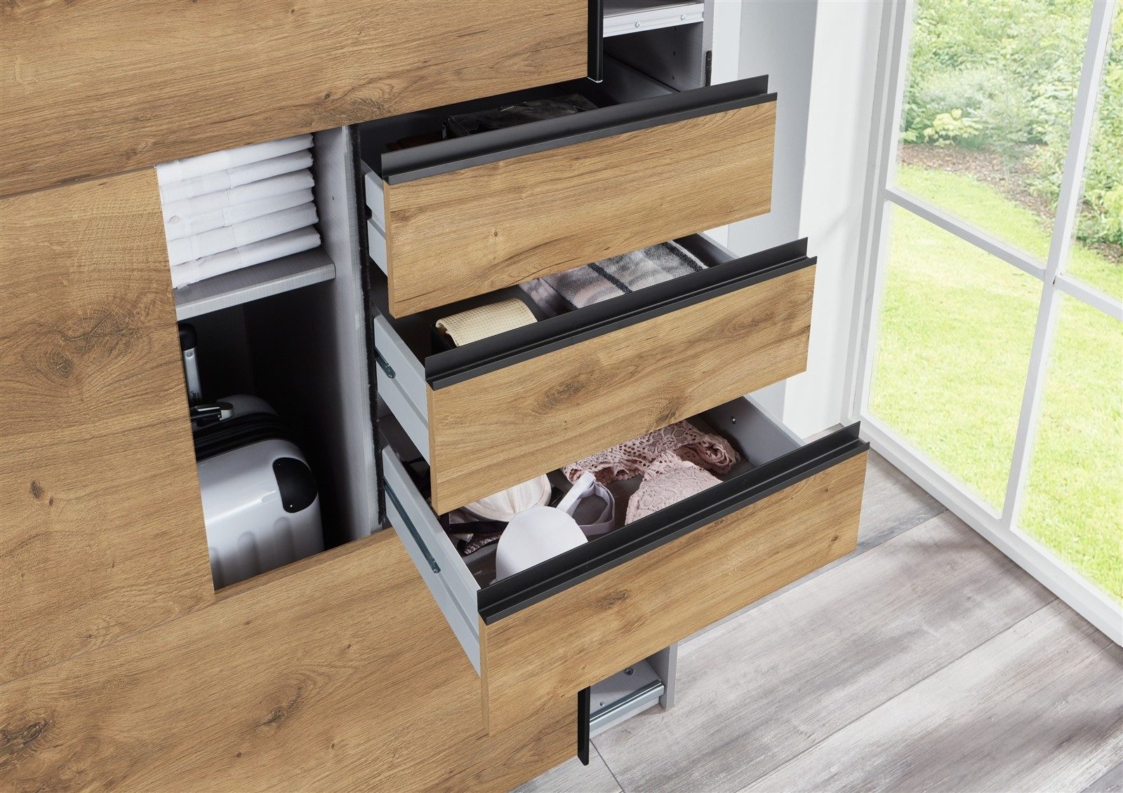freiraum Schwebetürenschrank Saigon 6 Schübe, Spiegel / Plankeneiche Nachbildung - 270x208x64cm (BxHxT)