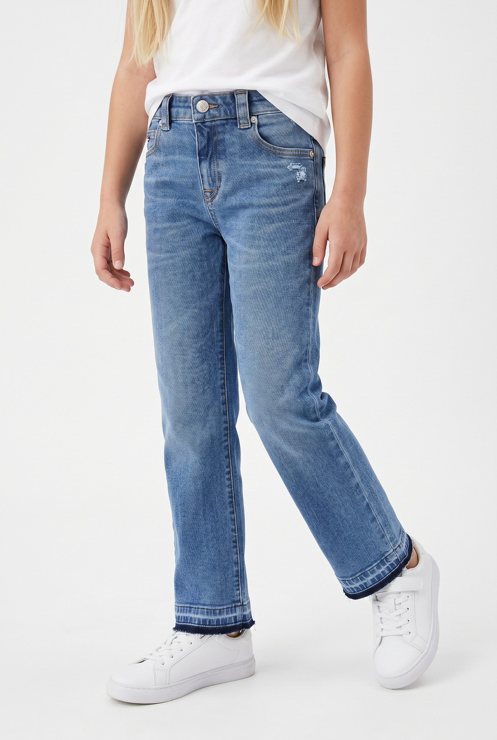 Tommy Hilfiger Weite Jeans GIRLFRIEND MID WASH in mittelblauer Waschung, mit Logo-Badge