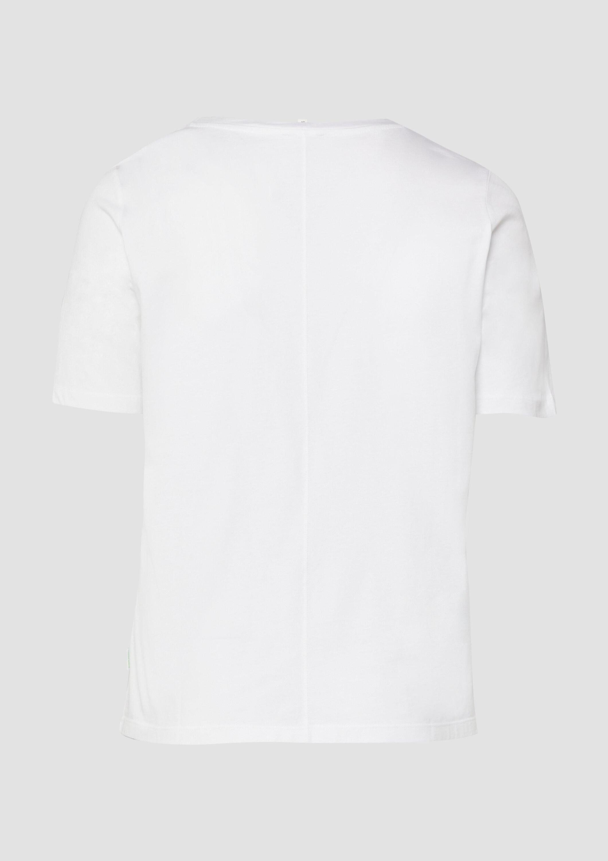 s.Oliver Kurzarmshirt T-Shirt Baumwoll-T-Shirt mit Frontprint und Pailletten
