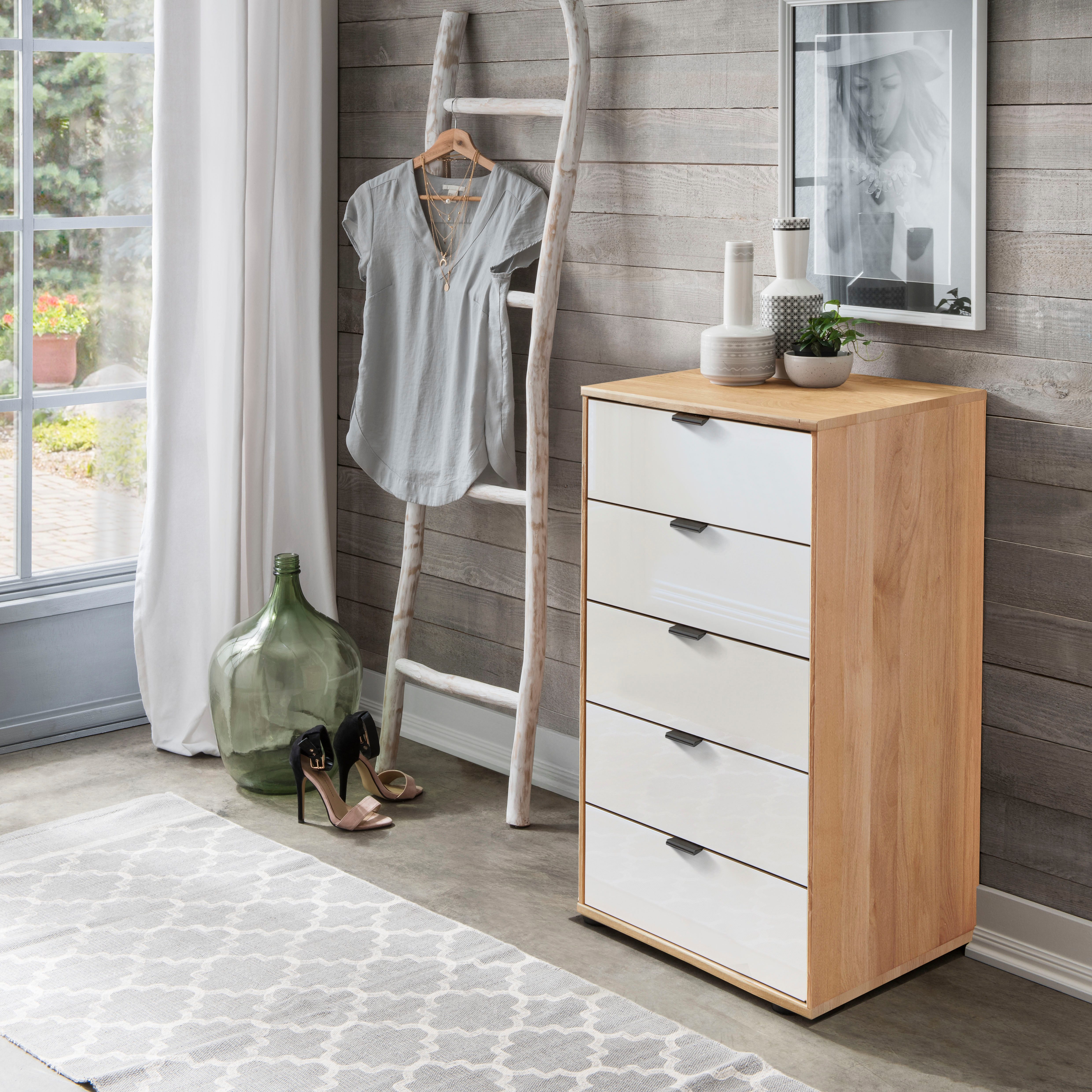 WIEMANN Schubkastenkommode Cardiff Sideboard, Wäscheschrank, teilmassiv Erle, mit Schubladen (Glas- oder Massivholzfront, verschiedene Breiten, MADE IN GERMANY), Schubkästen inklusive Selbsteinzug und Dämpfung