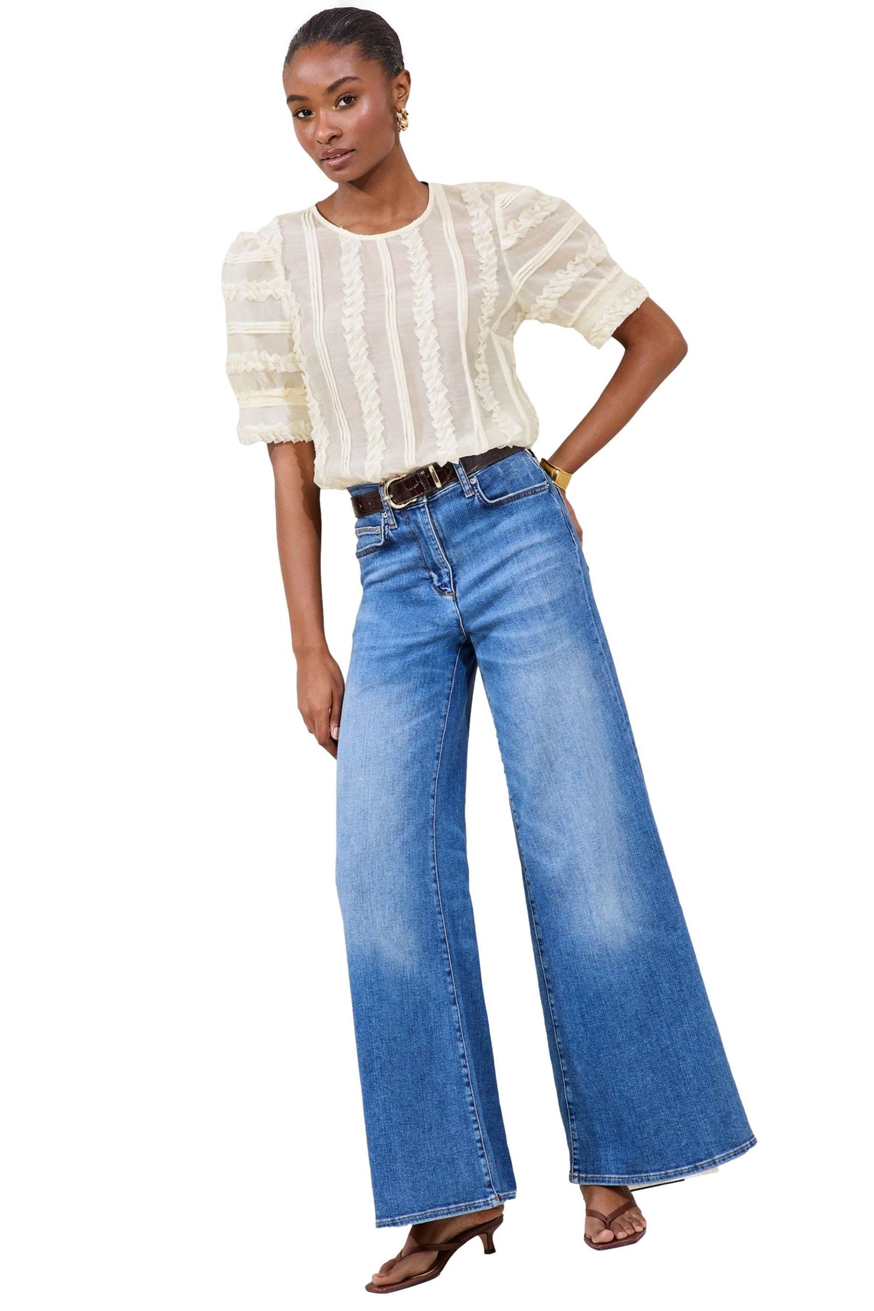 T-Shirt Lipsy T-Shirt mit Puffärmeln, Regular
