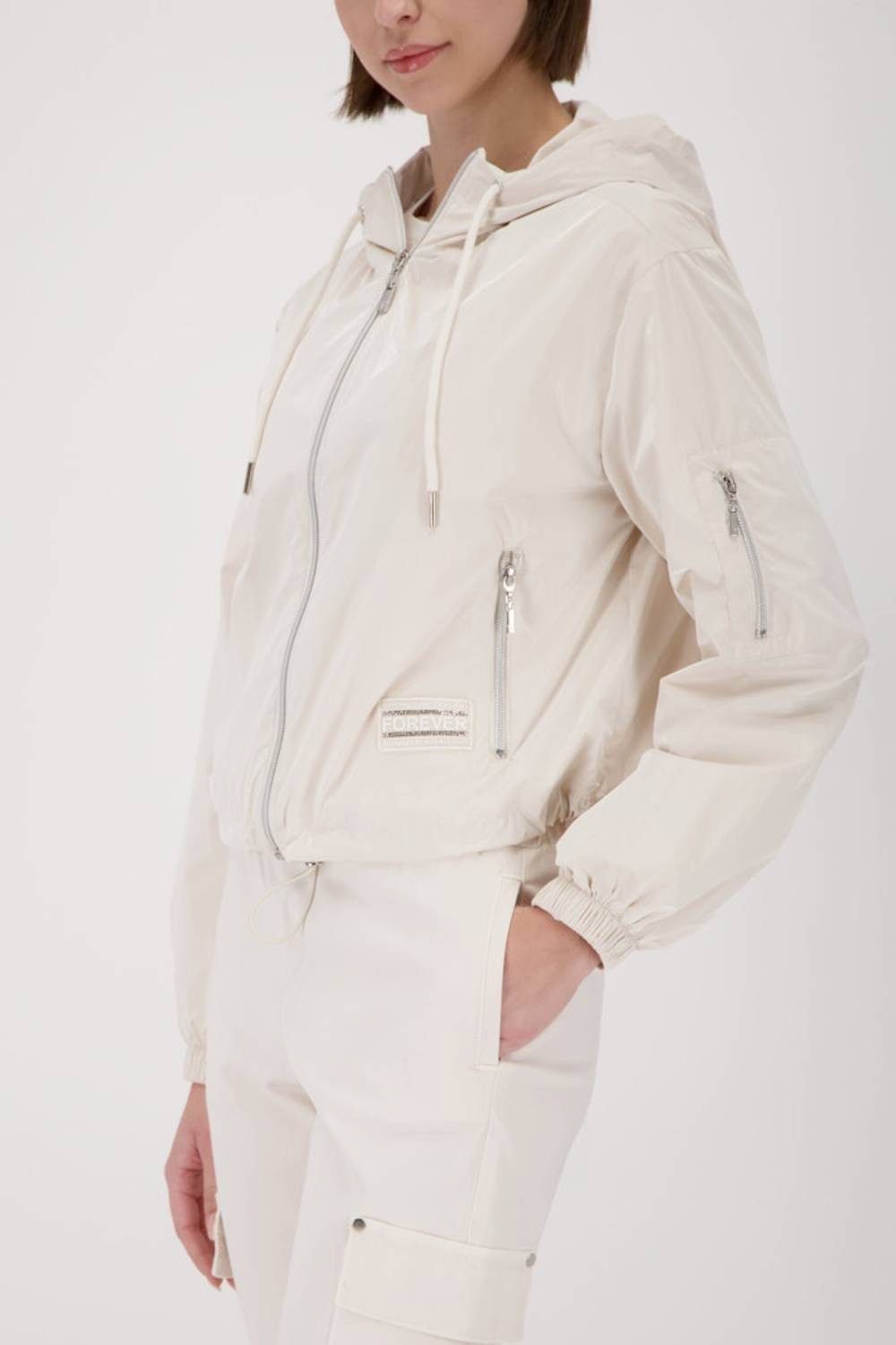 Monari Outdoorjacke 410326 Hochwertige Verarbeitung mit stilvollen Akzenten günstig online kaufen