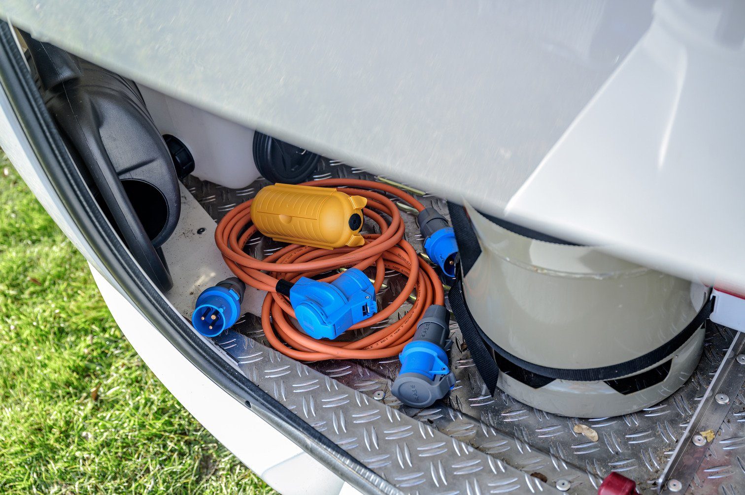 Brennenstuhl Camping Adapter-Set Adapter, 300 cm, Camping-Zubehör für jeden Camping-Urlaub