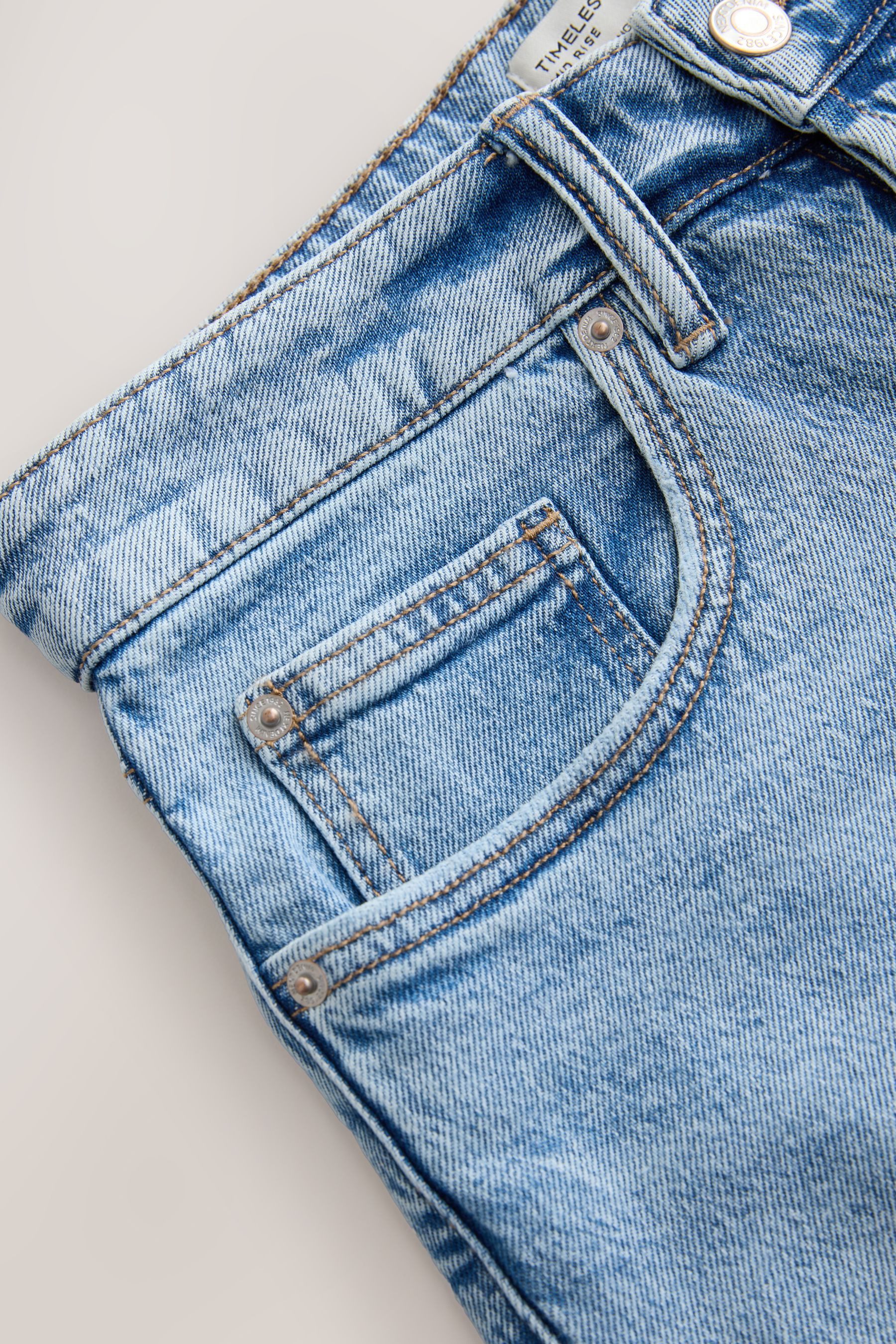 Next Jeansshorts Zeitlose Shorts (1-tlg)