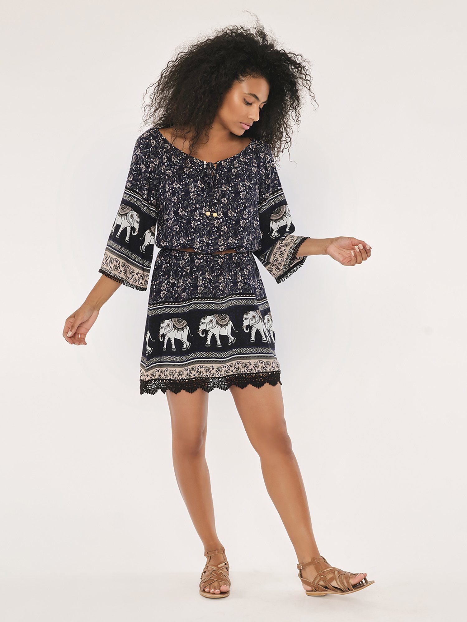 Apricot Sommerkleid Bardot Tribal Elephant Dress, mit Carmen-Ausschnitt