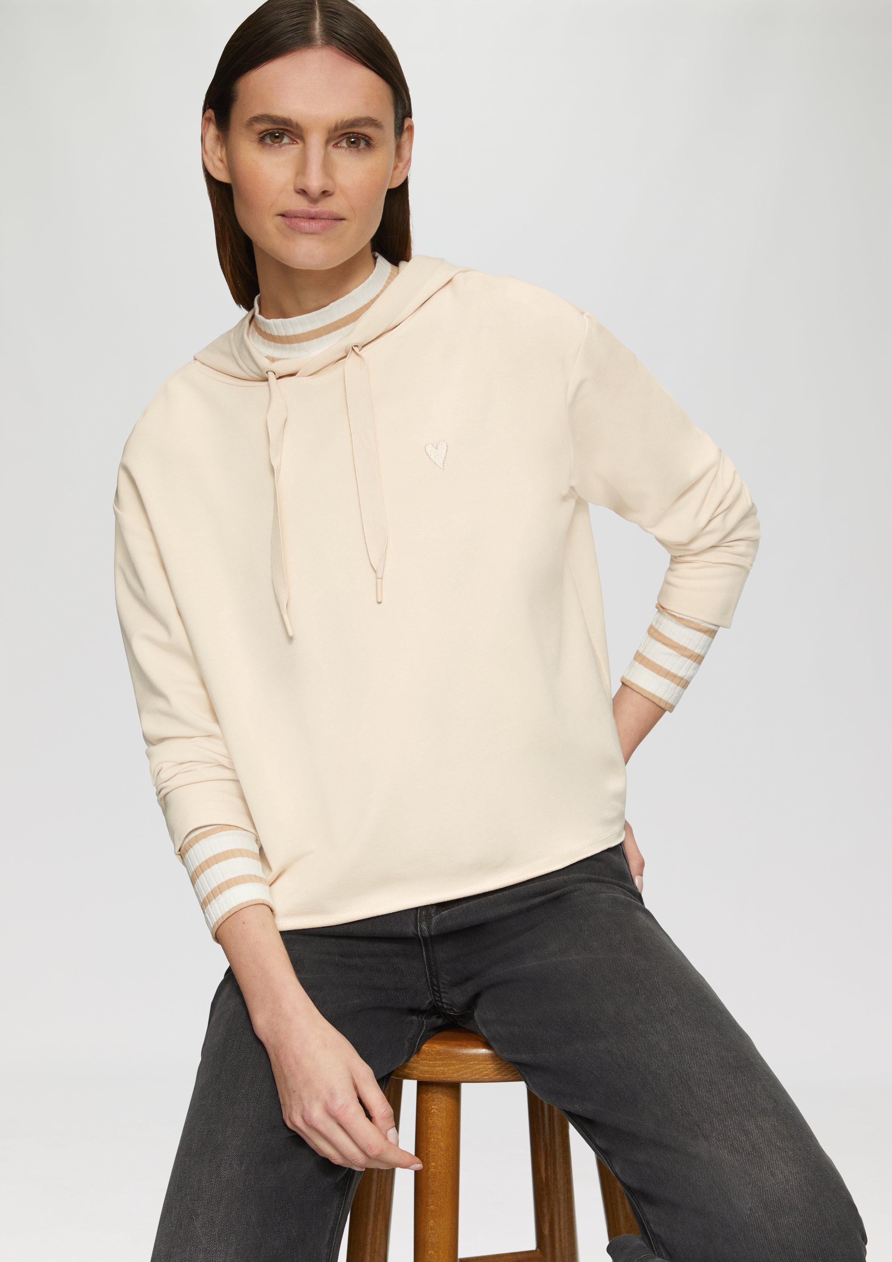 s.Oliver Sweatshirt Weiches Kapuzen-Sweat mit Herz-Stickerei günstig online kaufen