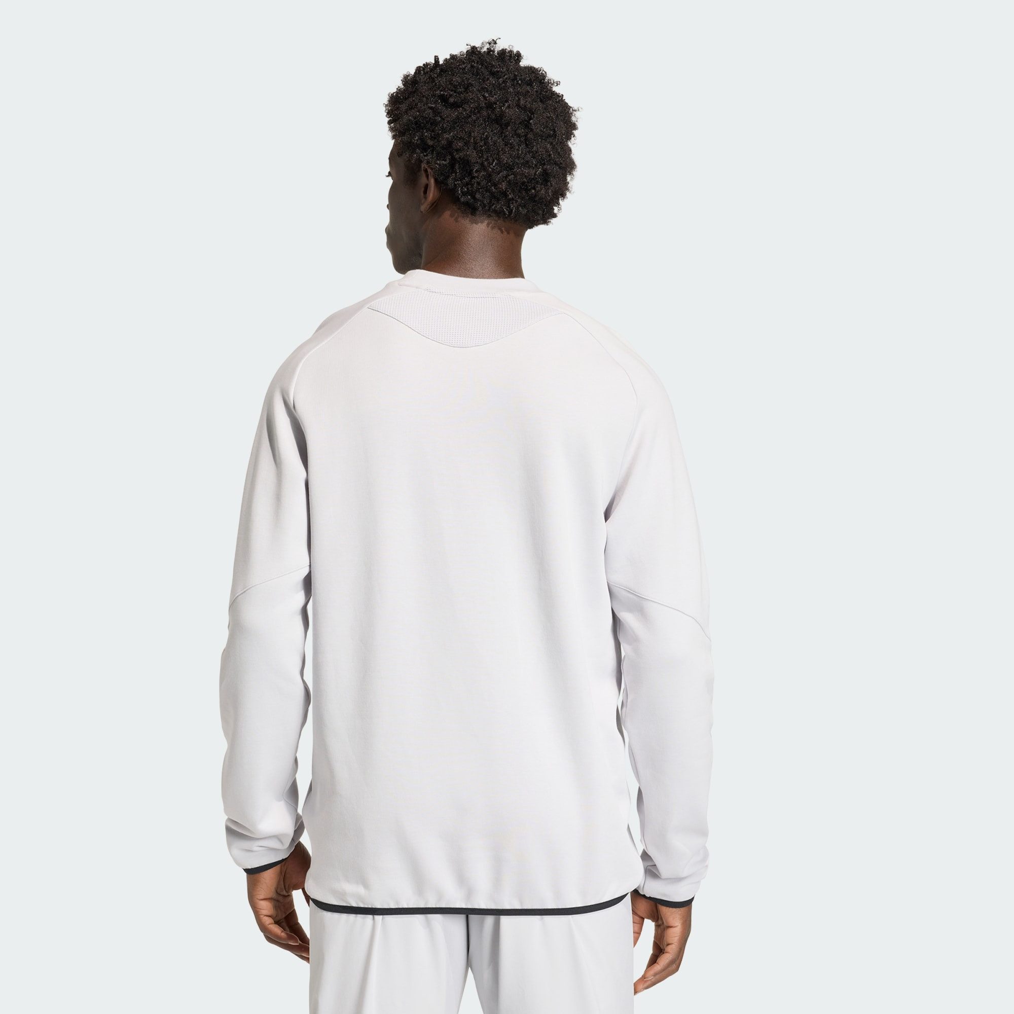 adidas Performance Sweatshirt TIRO TRAVEL SWEATSHIRT, RUNDHALSAUSSCHNITT (1 günstig online kaufen