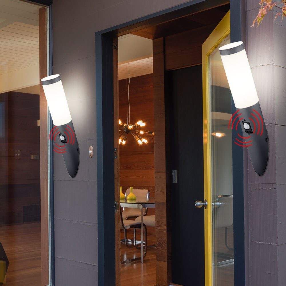 etc-shop LED Außen-Stehlampe, Leuchtmittel inklusive, Warmweiß, 2er Set Wand Fackeln Außen Lampen Bewegungsmelder Garten Balkon