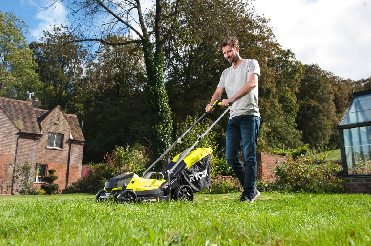 Thumbnail - Ryobi Akkurasenmäher Ryobi Set Akku Rasenmäher Rasentrimmer Laubbläser mit Akku & Ladegerät, Ergonomisches Design, integ...