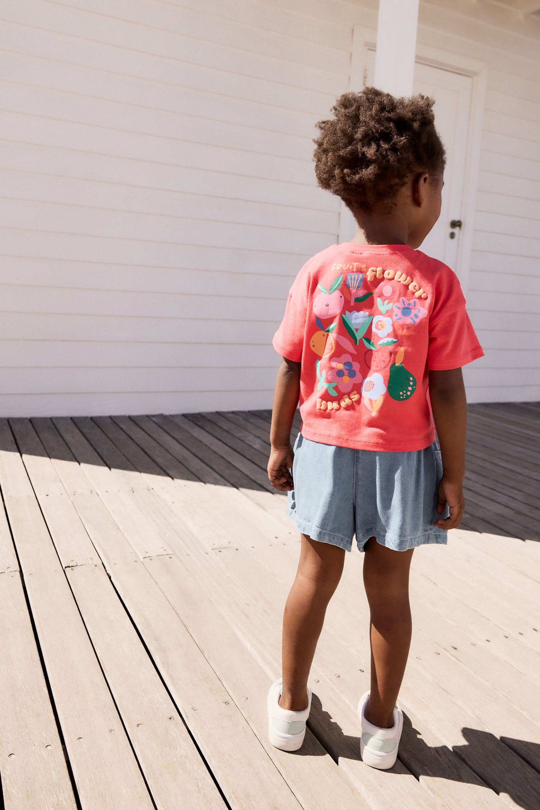 Next T-Shirt & Shorts Kurzärmeliges T-Shirt und Shorts im Set (2-tlg)