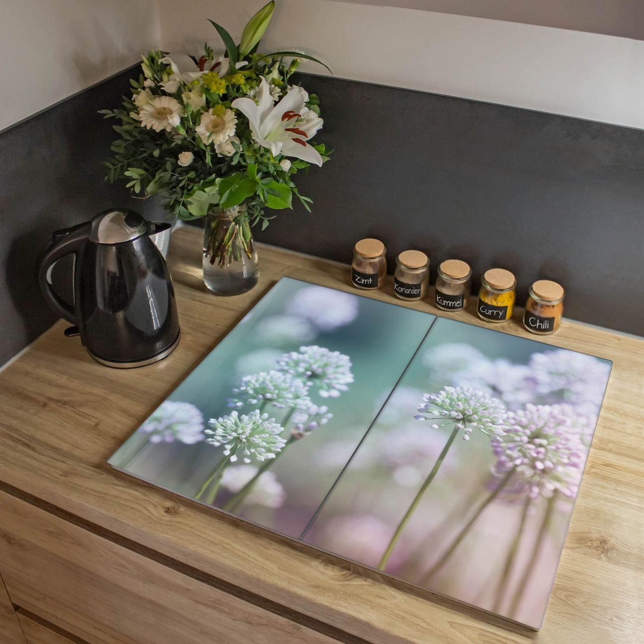 banjado Herd-Abdeckplatte zweiteilig aus Glas mit Motiv Lauchblüte, (gehärtet, 2 tlg., inkl. selbstklebende Gummifüßchen)