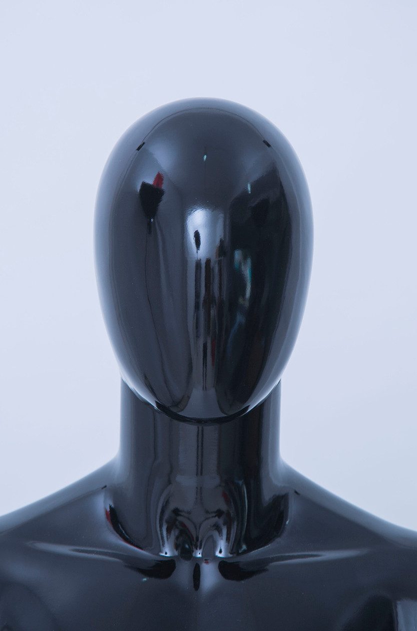 Eurohandisplay Schaufensterpuppe Schaufensterpuppe mit Holzarmen weiß oderr schwarz Männlich Neu, Arme und Finger beweglich