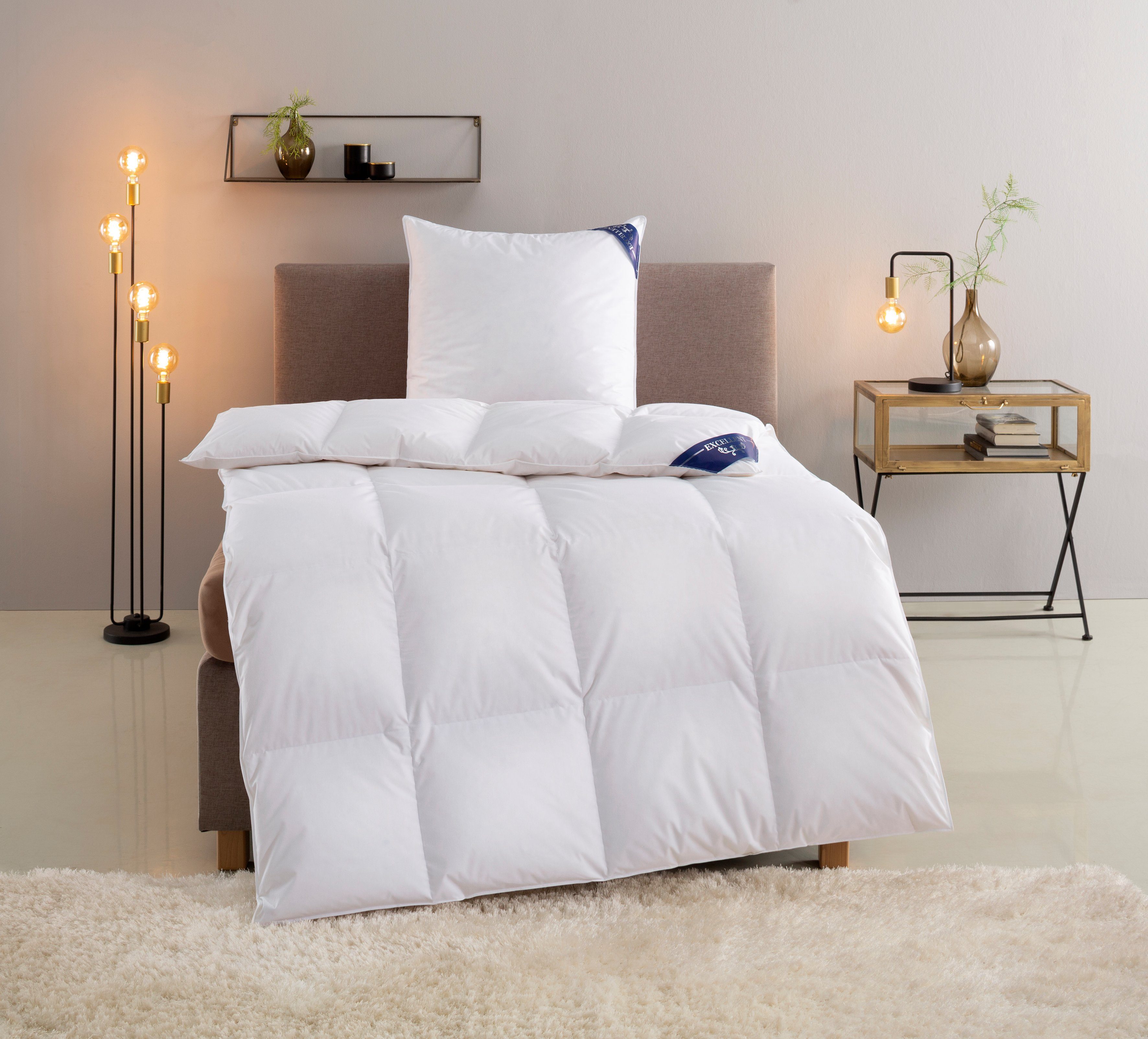 Excellent Daunenbettdecke + 3-Kammer-Kopfkissen Bettdecken-Set Zürich, günstig online kaufen