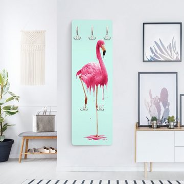 Bilderdepot24 Garderobenpaneel türkis Kunst Tiere Schmelzender Flamingo Design (ausgefallenes Flur Wandpaneel mit Garderobenhaken Kleiderhaken hängend), moderne Wandgarderobe - Flurgarderobe im schmalen Hakenpaneel Design