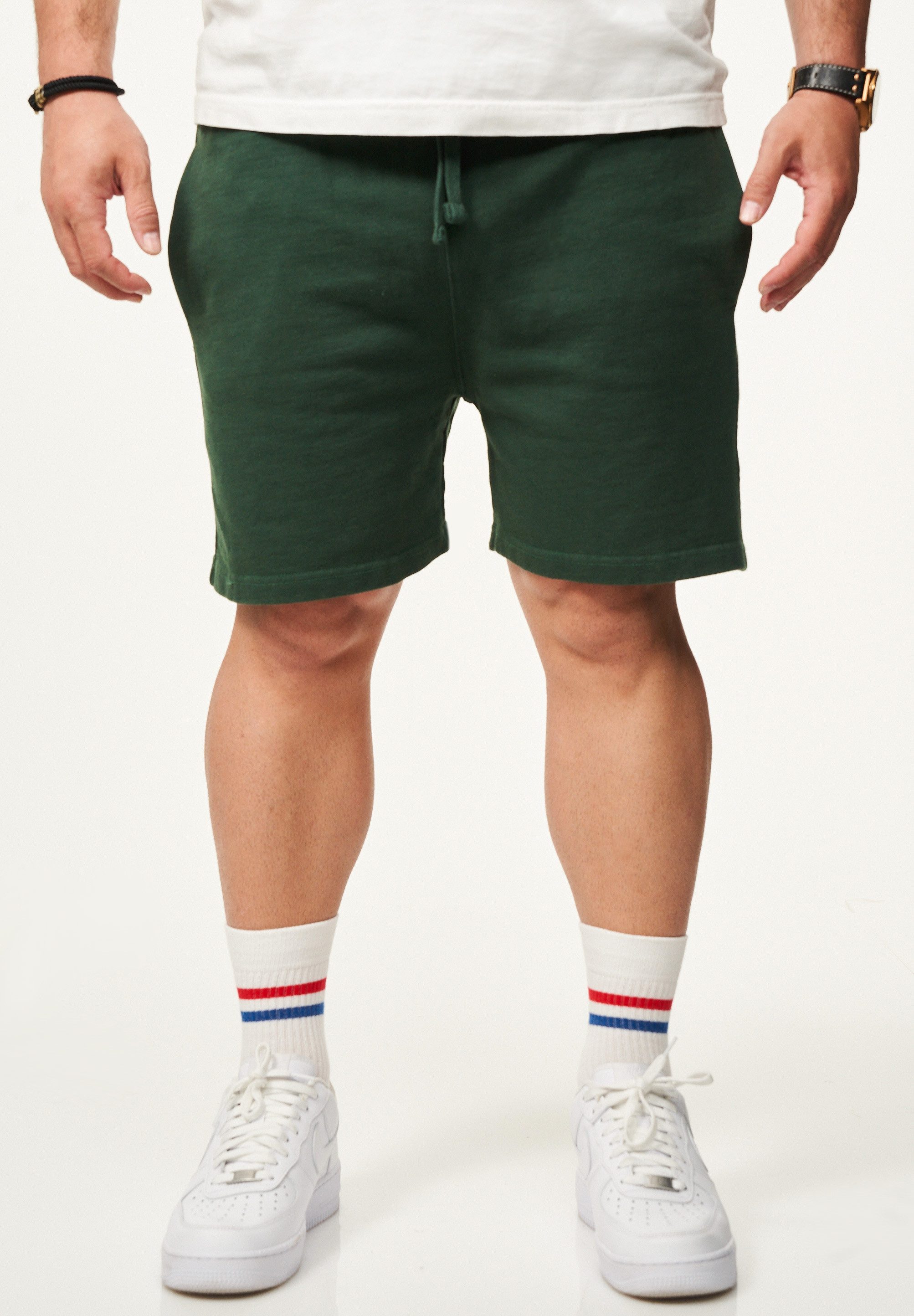 BEHYPE STUDIOS Sweatshorts im lockeren Relaxed-Fit aus 100% Baumwolle für H günstig online kaufen