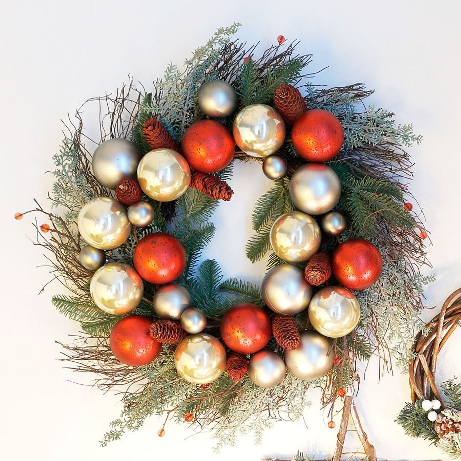 New Home Adventskranz Weihnachts-Türkranz mit Kugeln 60cm Dekokranz Weihnachtsdeko Wanddeko