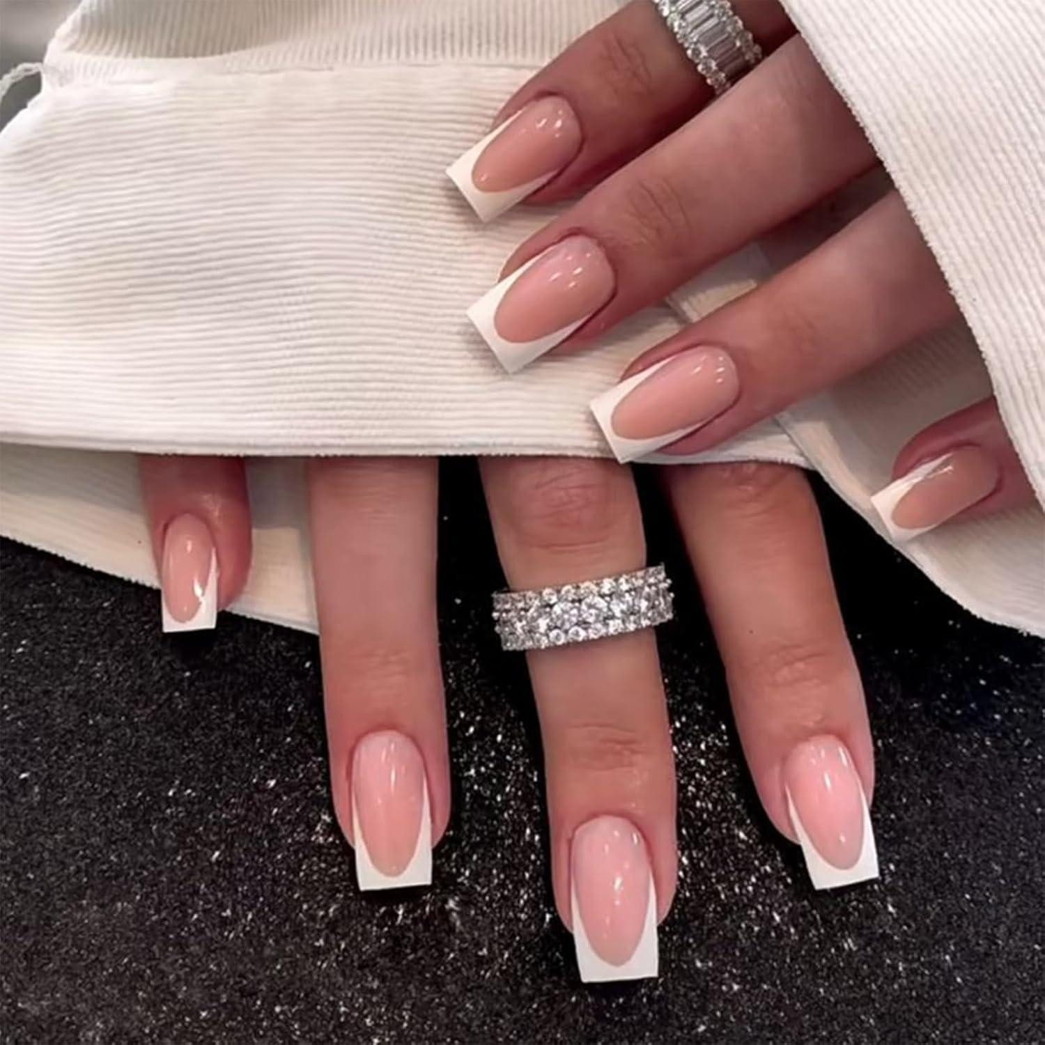 Kunstfingernägel 24 Stücke French Nails Kurz Weiß Press on Nails Acryl Nägel Art