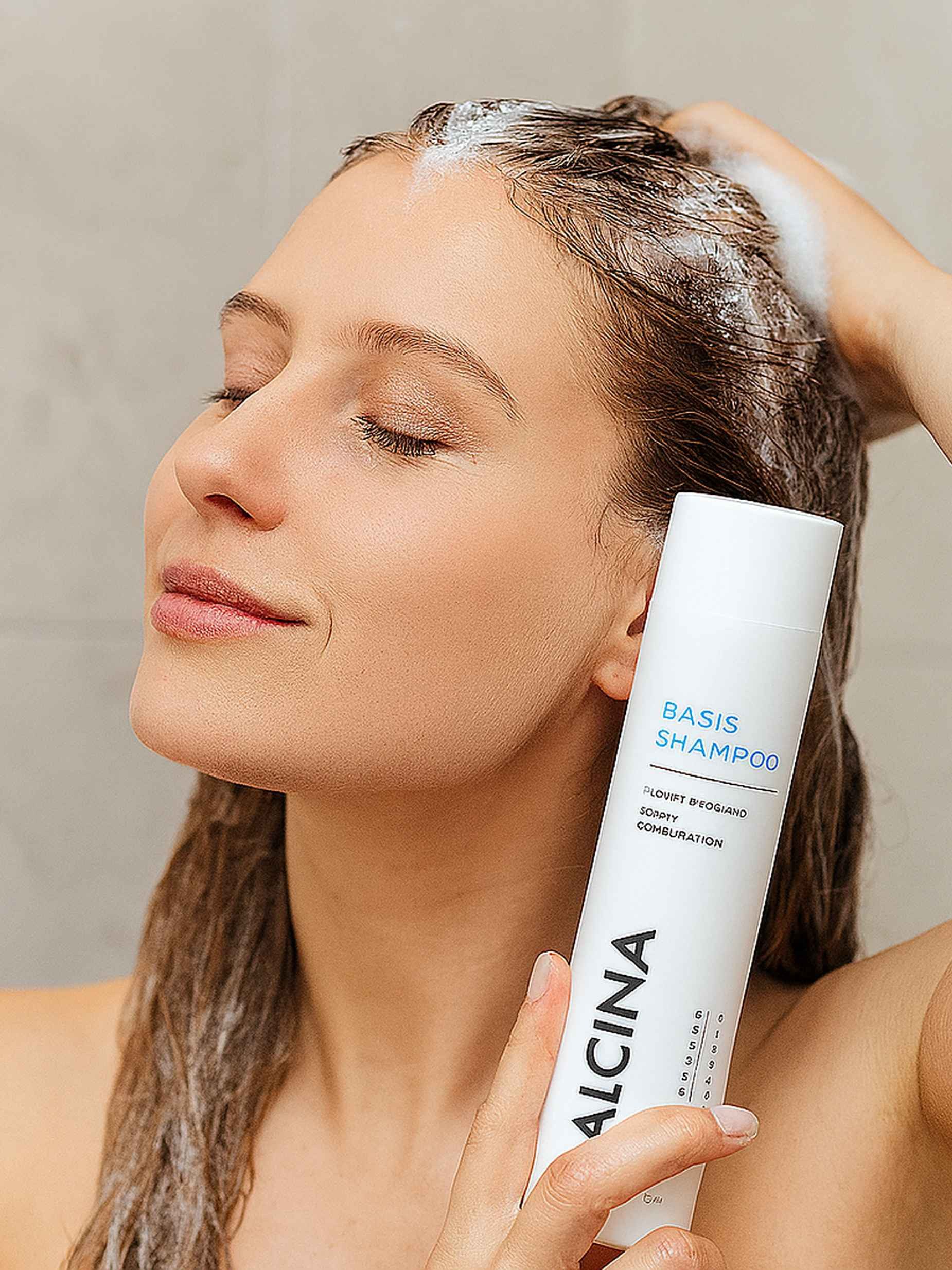 ALCINA Haarshampoo Basis Shampoo (250 ml) – Milde Pflege für normales Haar, reichhaltig