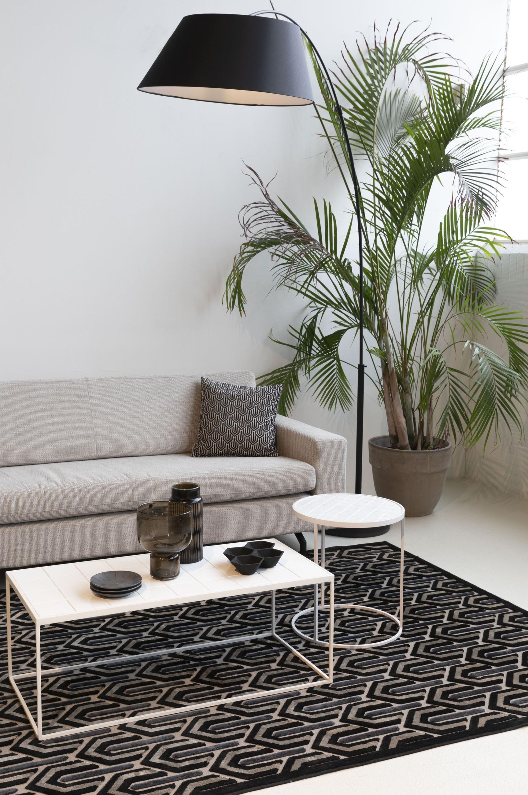 Zuiver Stehlampe Bogenlampe Arc Schwarz Elegante Design-Stehleuchte von Zuiver, ohne Leuchtmittel