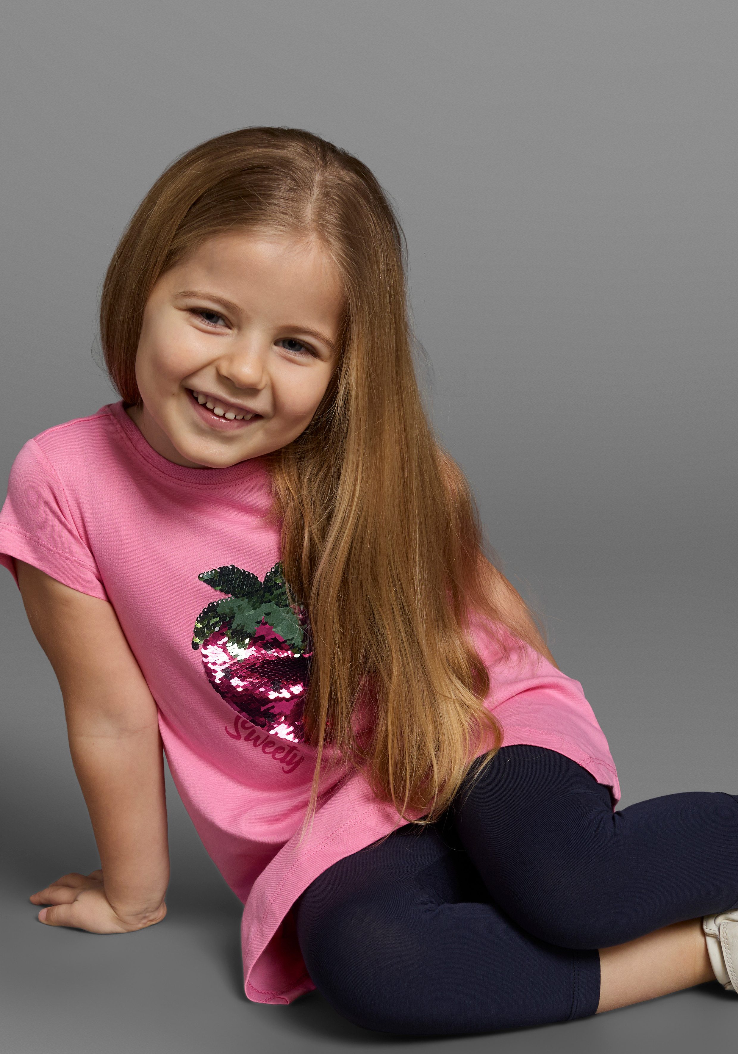 KIDSWORLD Shirt & Leggings 2tlg. Set T-Shirt + Leggings mit Wendepailletten (Set, 2-tlg., 2) in 2 Farbvarianten zu tragen