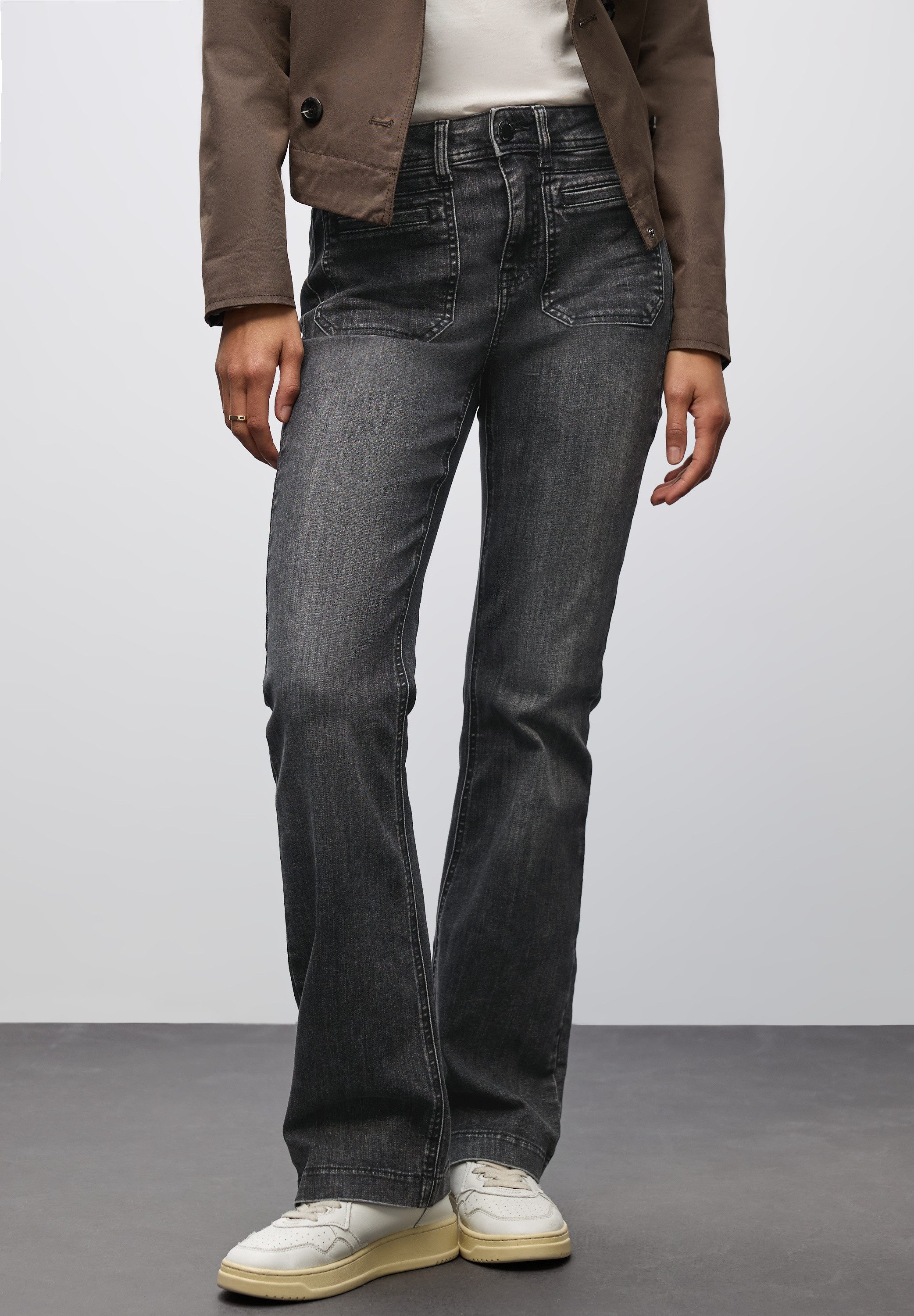 STREET ONE Bootcut-Jeans mit großen Front-Taschen