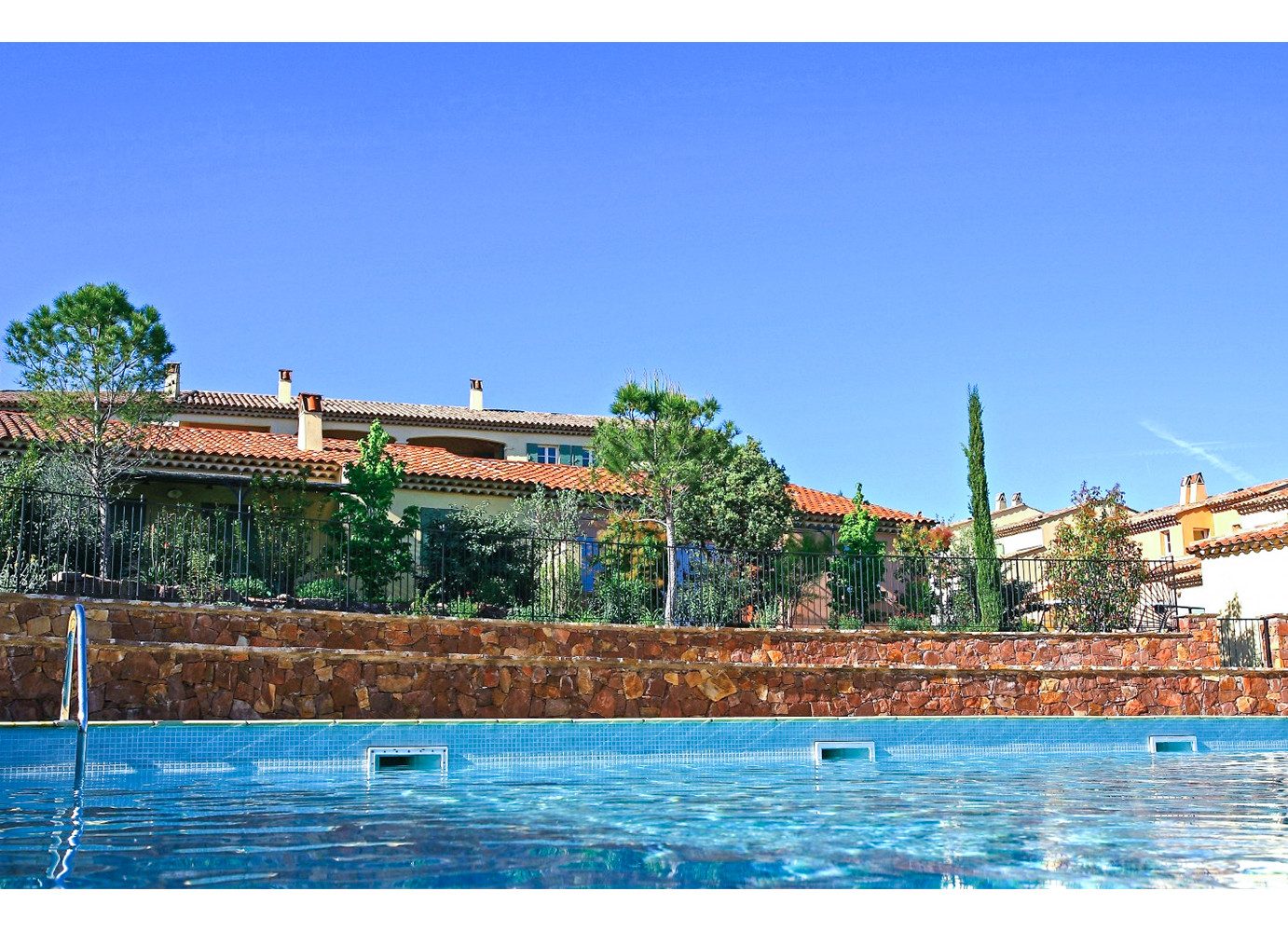 mydays Erlebnisgutschein Ferienhaus in der Provence für bis zu 4 Personen (8 Tage), Geniesse La Motte (Provence) hautnah!
