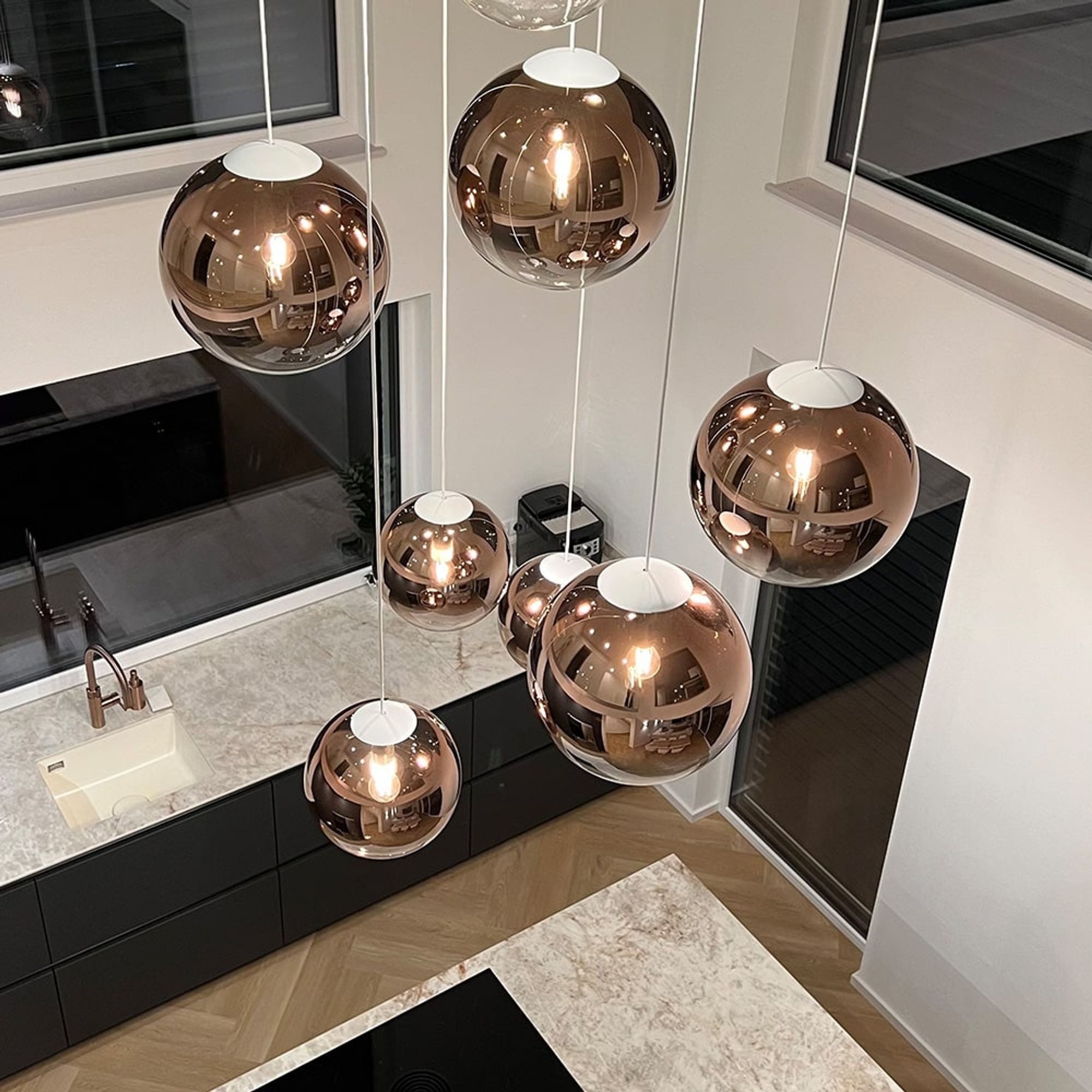 s.luce Pendelleuchte Galerieleuchte Orb Glaskugel 5m Abhängung Schwarz/Klar