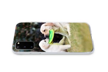 MuchoWow Handyhülle Hund mit seinem Welpen und einem Frisbee, Phone Case, Handyhülle Samsung Galaxy S20, Silikon, Schutzhülle