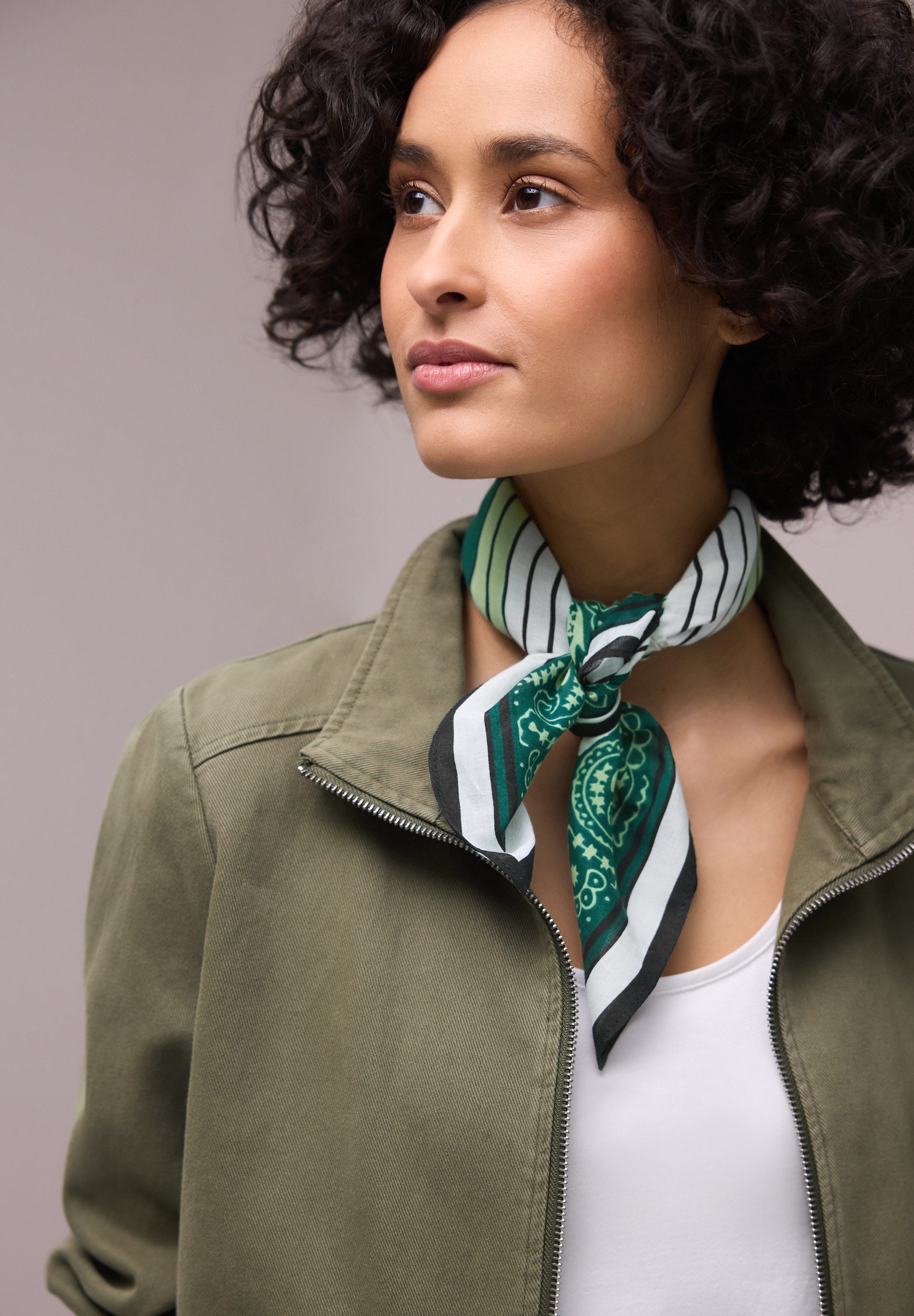 STREET ONE Halstuch, mit grafischem Muster