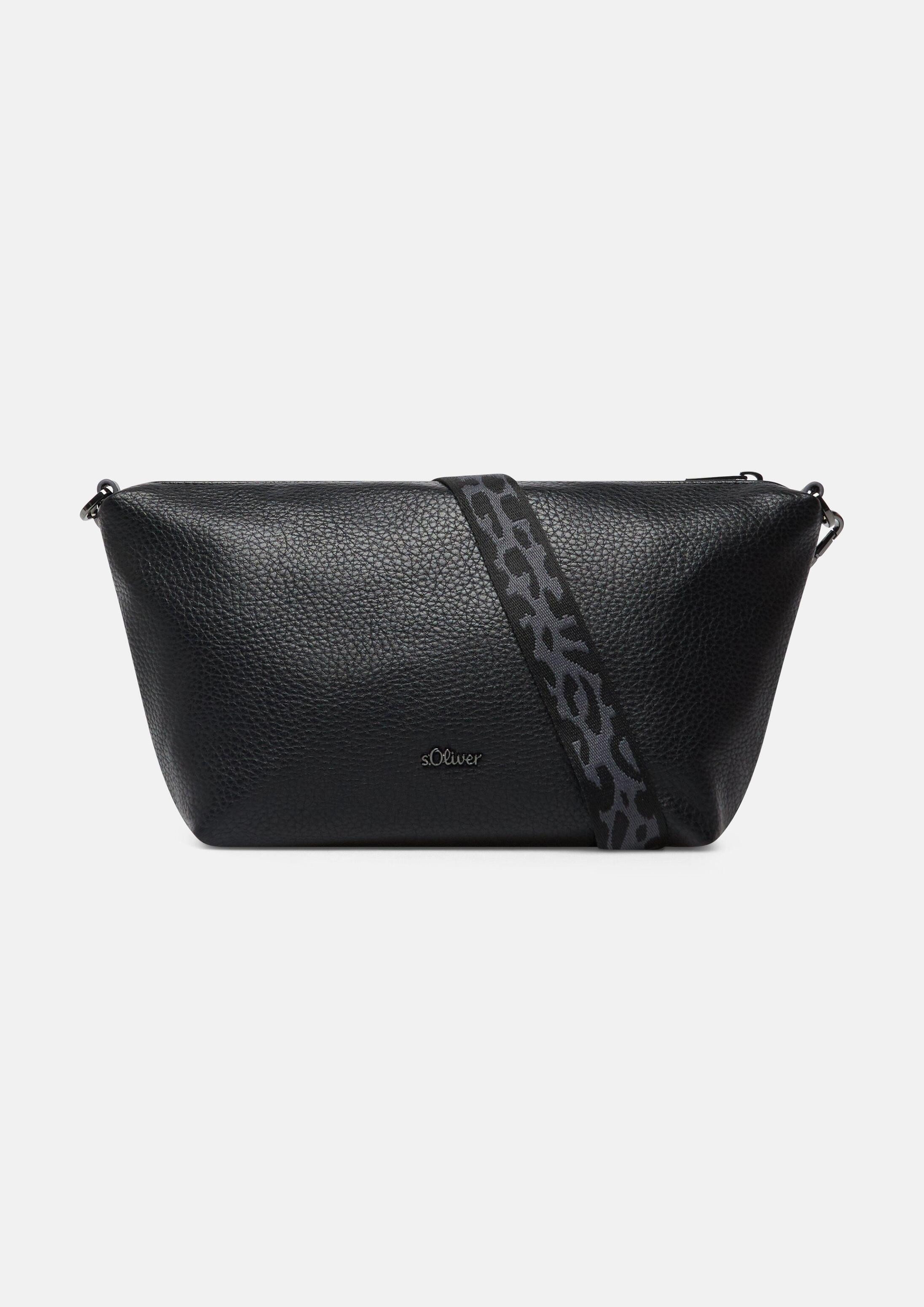 s.Oliver Umhängetasche Tasche, Tasche mit Logo-Platte und verstellbarem Gurt
