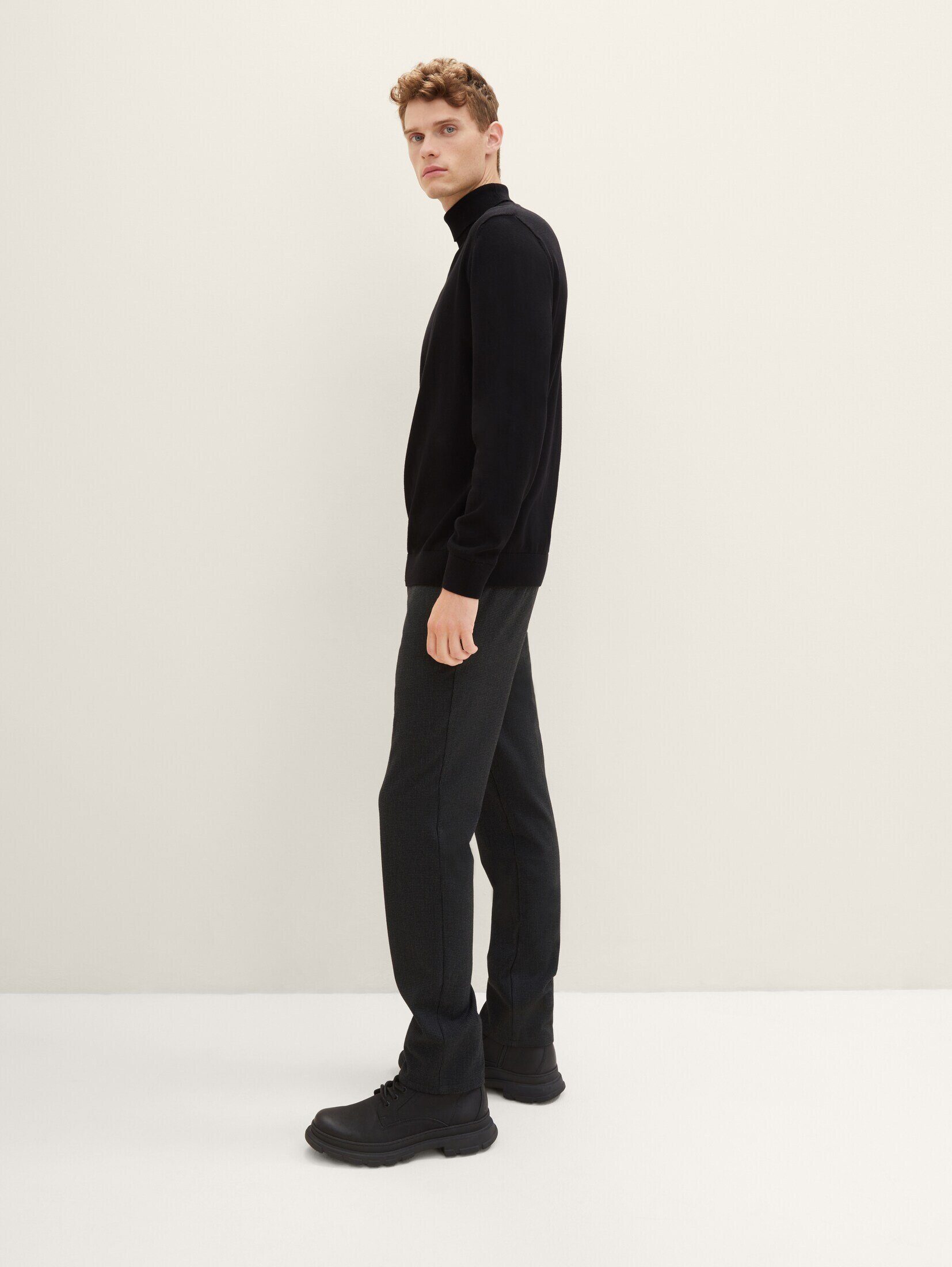 structure Chino TAILOR Regular black dotted Chinohose TOM