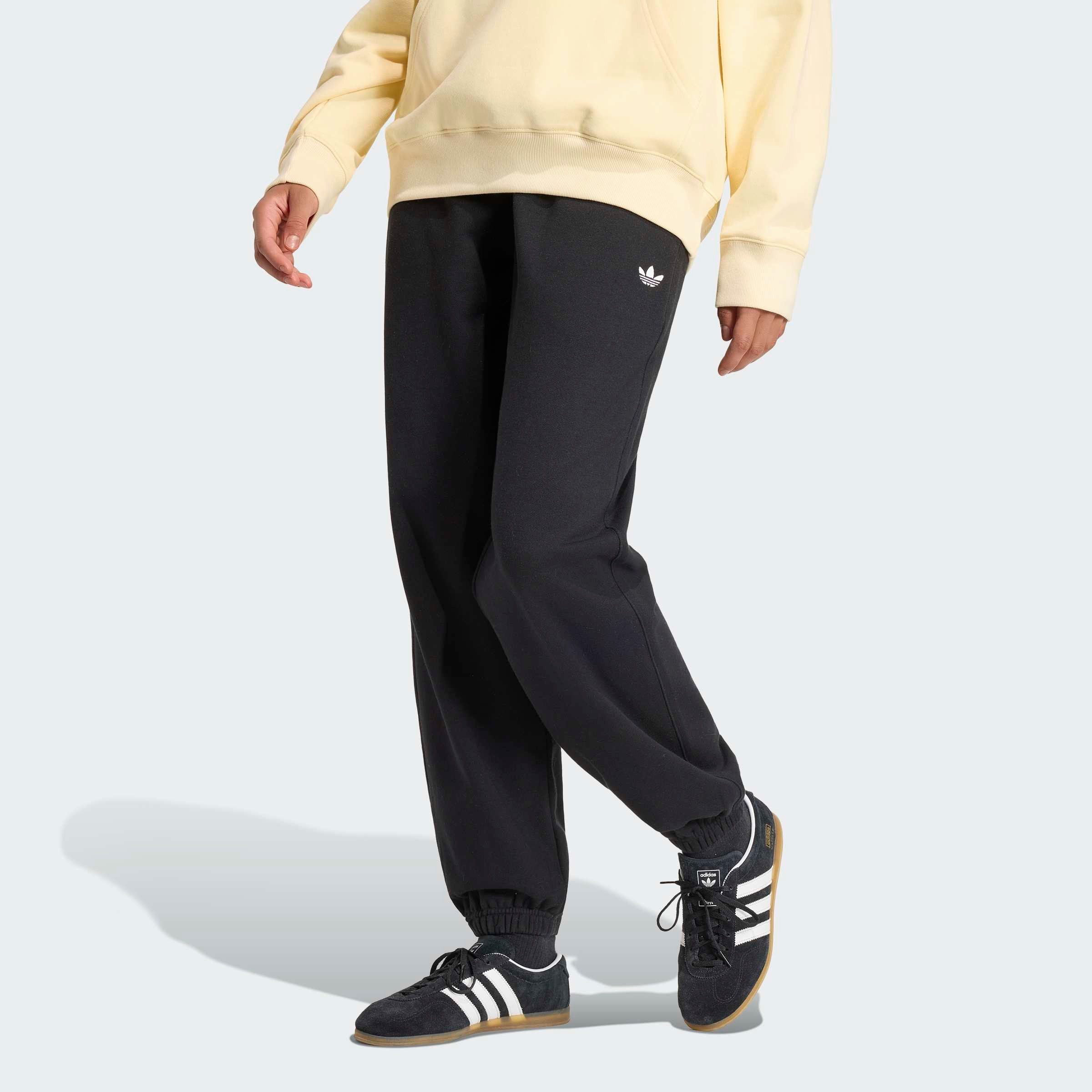 adidas Originals Sporthose ESSENTIALS FRENCH TERRY mit Baumwolle, normale Weite
